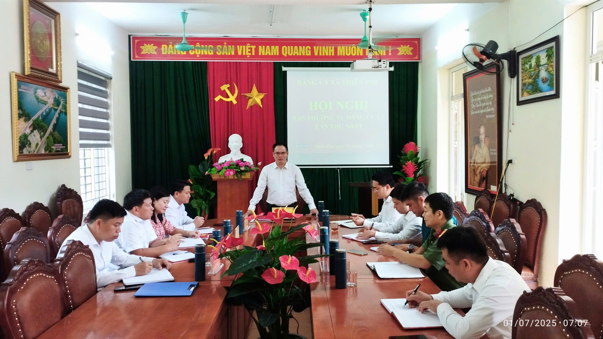 Thiên Phủ đã long trọng tổ chức Hội nghị lần thứ nhất để công bố các Quyết định của Ban thường vụ tỉnh ủy Thanh Hóa về công tác cán bộ 