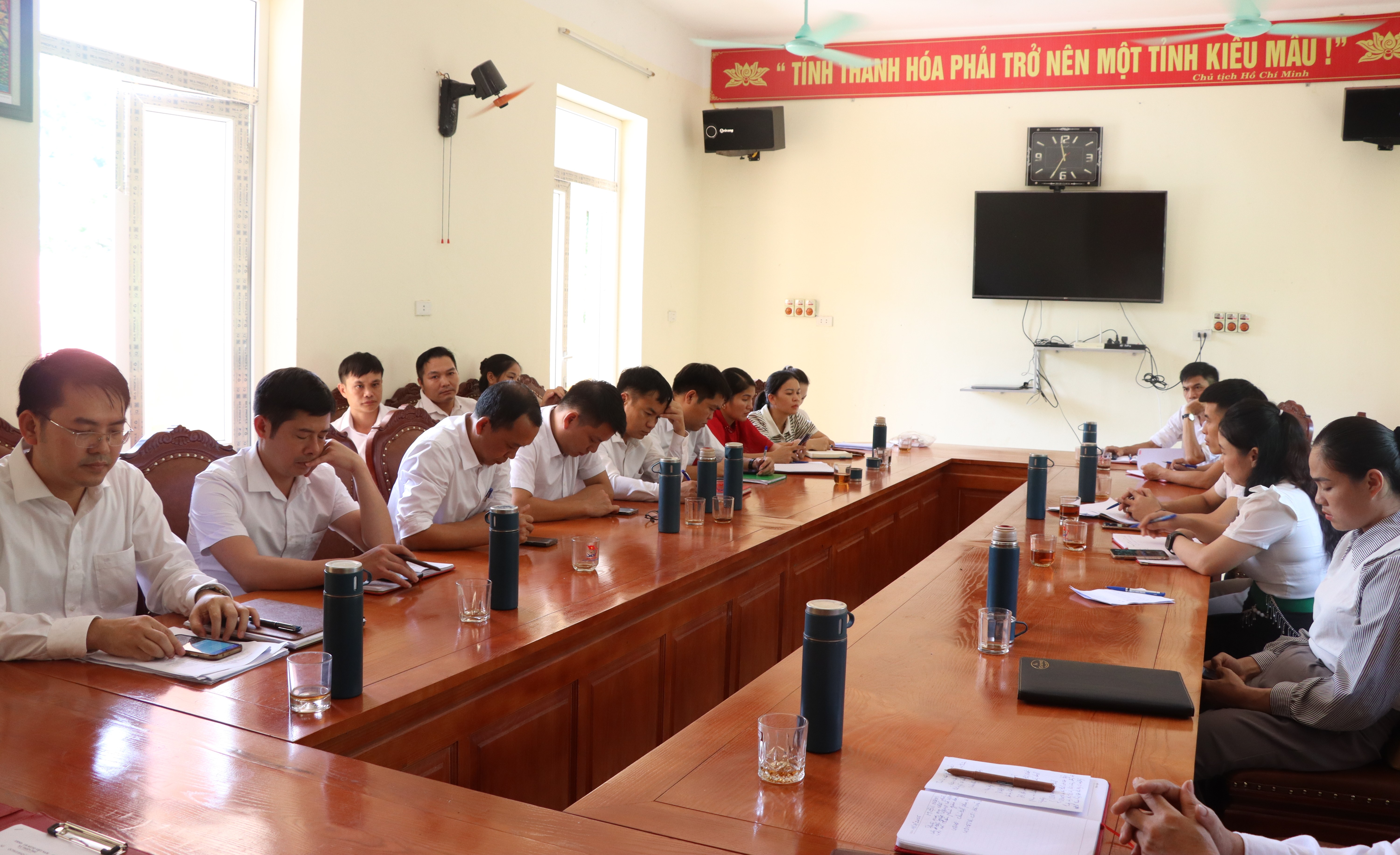 UBND xã Thiên Phủ tổ chức Hội nghị thông qua Quy chế phối hợp công tác với UBMTTQ Việt Nam giai đoạn 2025-2030