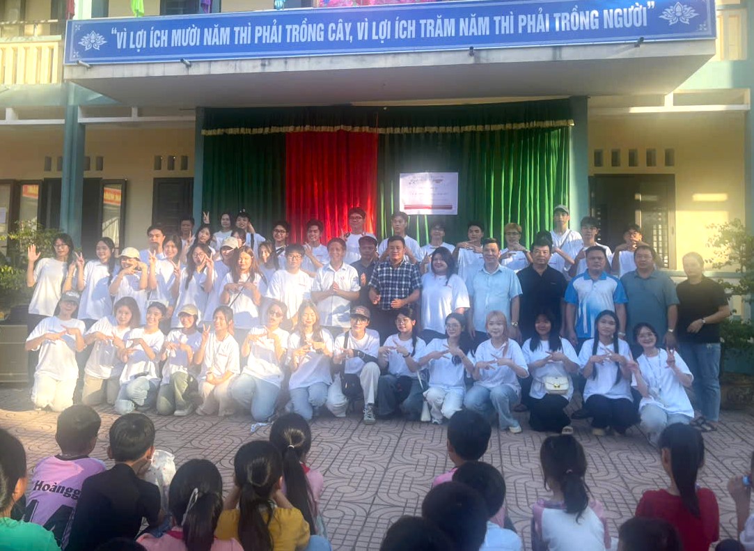 ZCONCERT 2025 THĂM VÀ TẶNG QUÀ TRƯỜNG TIỂU HỌC NAM TIẾN – CHƯƠNG TRÌNH “THẮP SÁNG HY VỌNG VƯƠN XA”