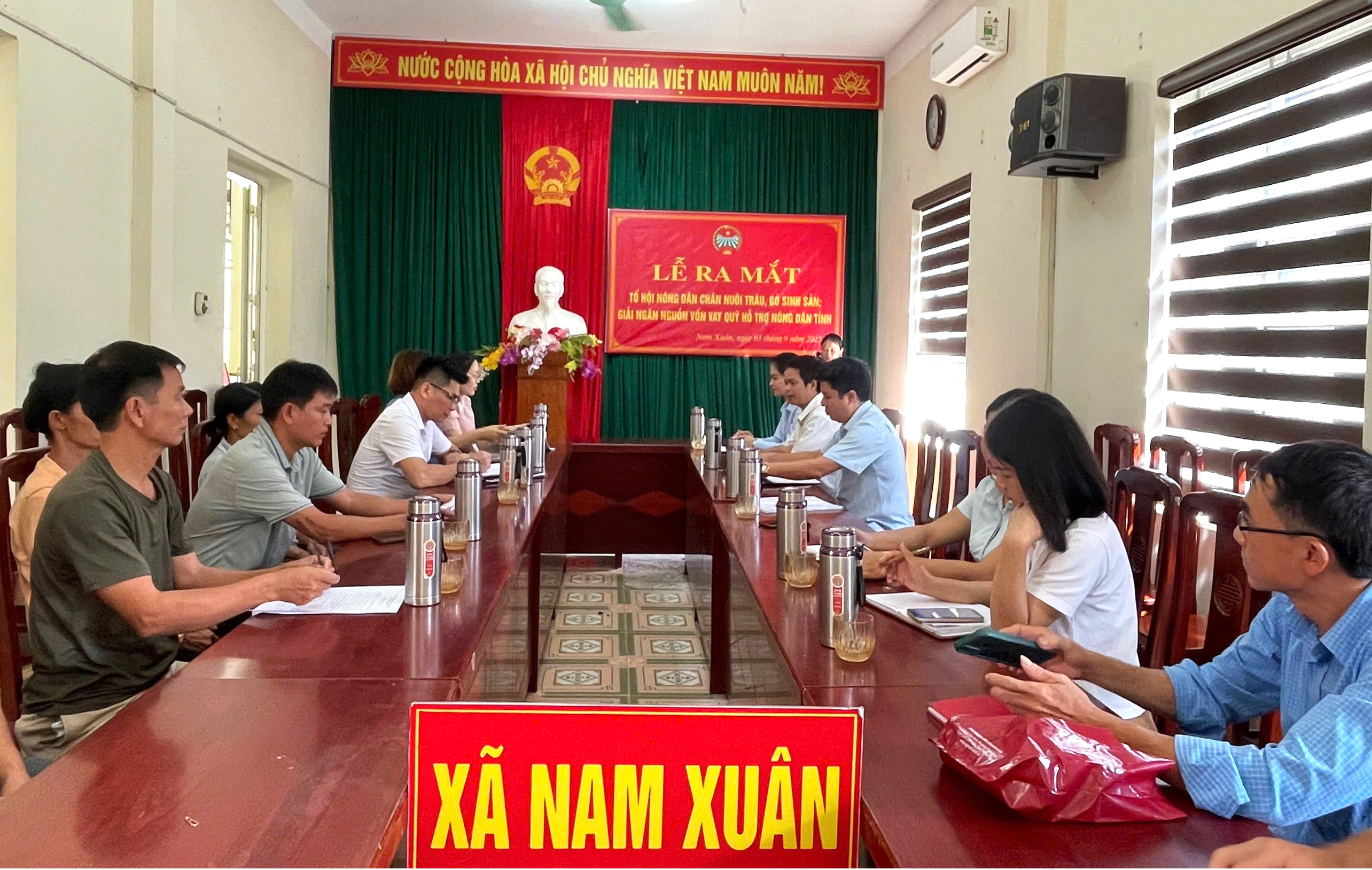Anh-tin-bai