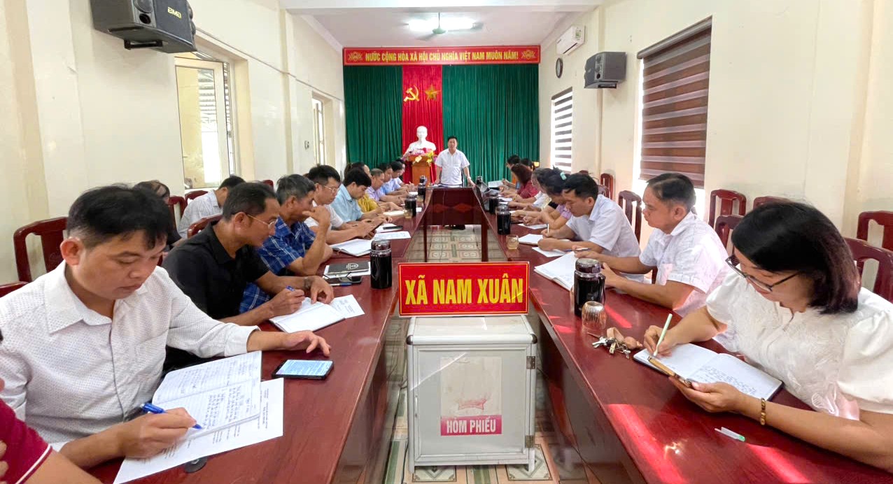 UBND XÃ NAM XUÂN TỔ CHỨC HỘI NGHỊ TRIỂN KHAI CÁC HOẠT ĐỘNG CHÀO MỪNG ĐẠI HỘI ĐẠI BIỂU ĐẢNG BỘ XÃ NHIỆM KỲ 2025 – 2030