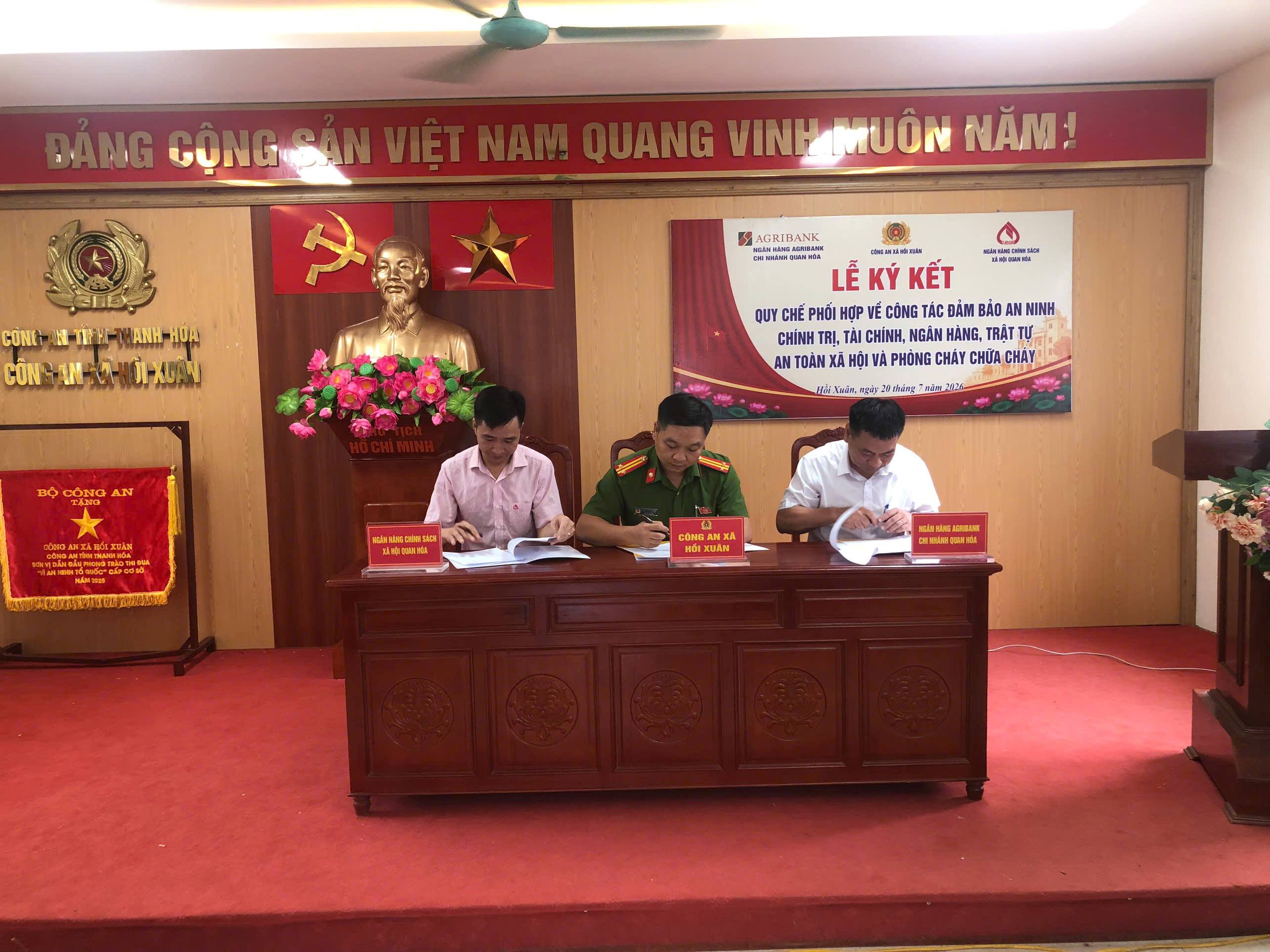 NGÂN HÀNG CHÍNH SÁCH XÃ HỘI QUAN HÓA VÀ CÔNG AN XÃ HỒI XUÂN KÝ KẾT QUY CHẾ PHỐI HỢP