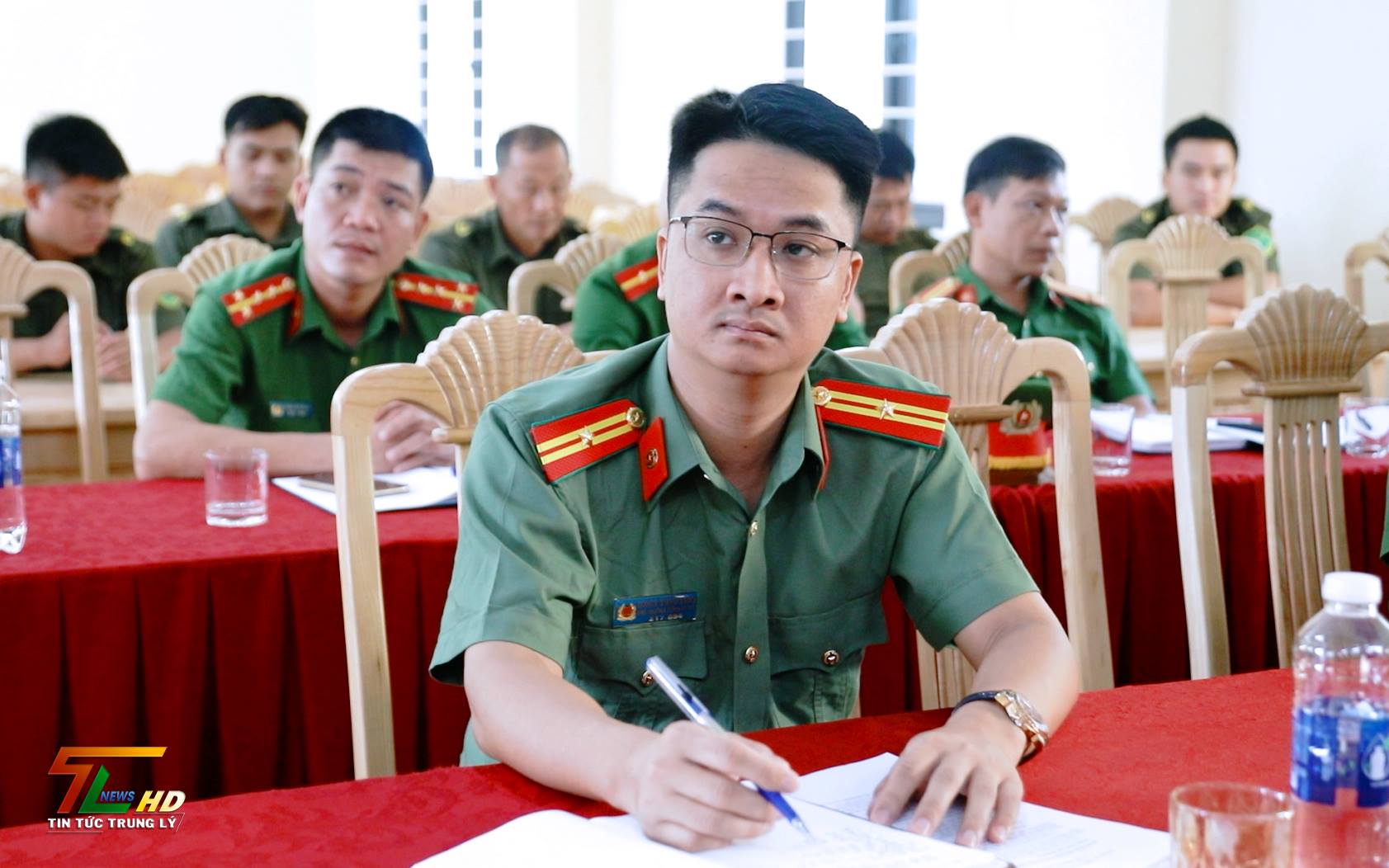Anh-tin-bai
