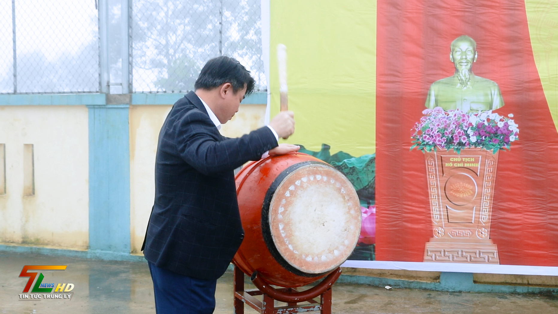 Anh-tin-bai