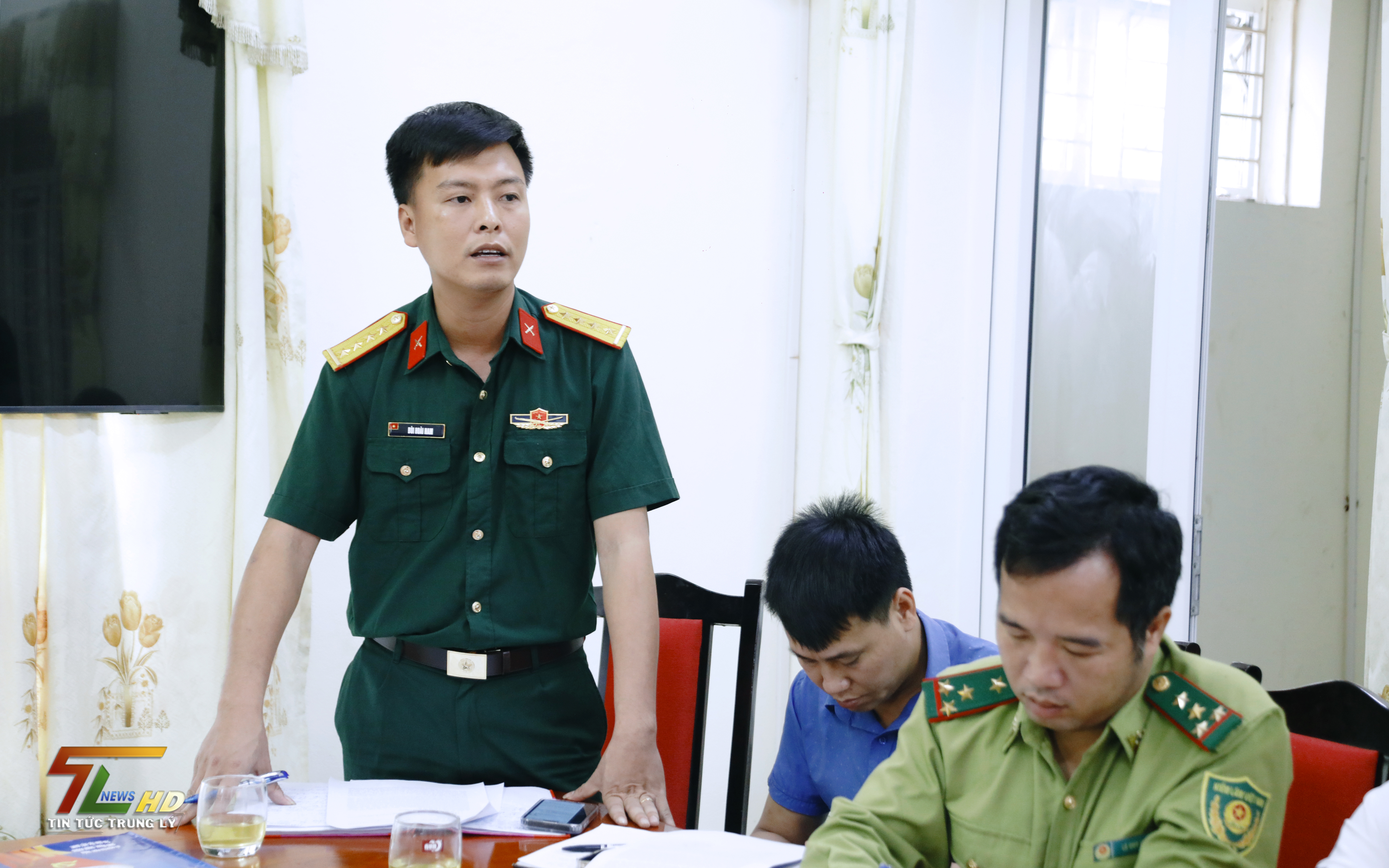 Anh-tin-bai