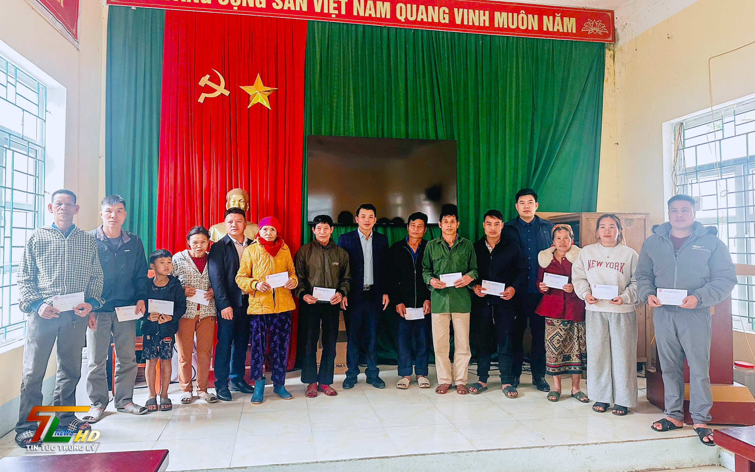 Anh-tin-bai