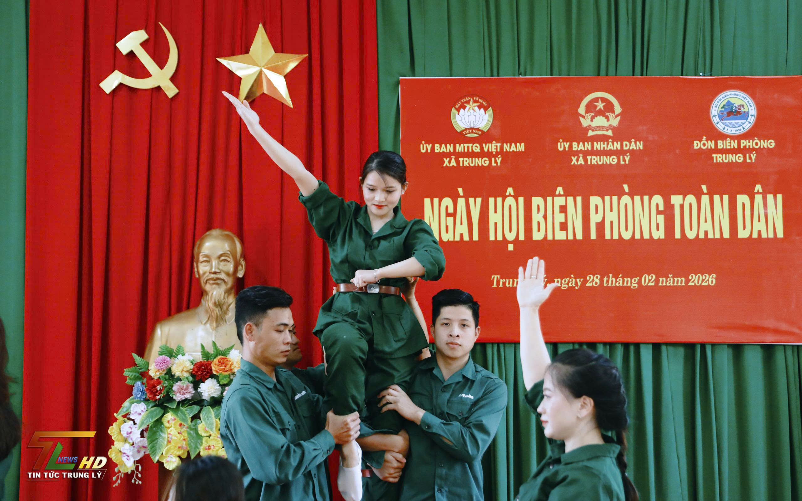 Anh-tin-bai