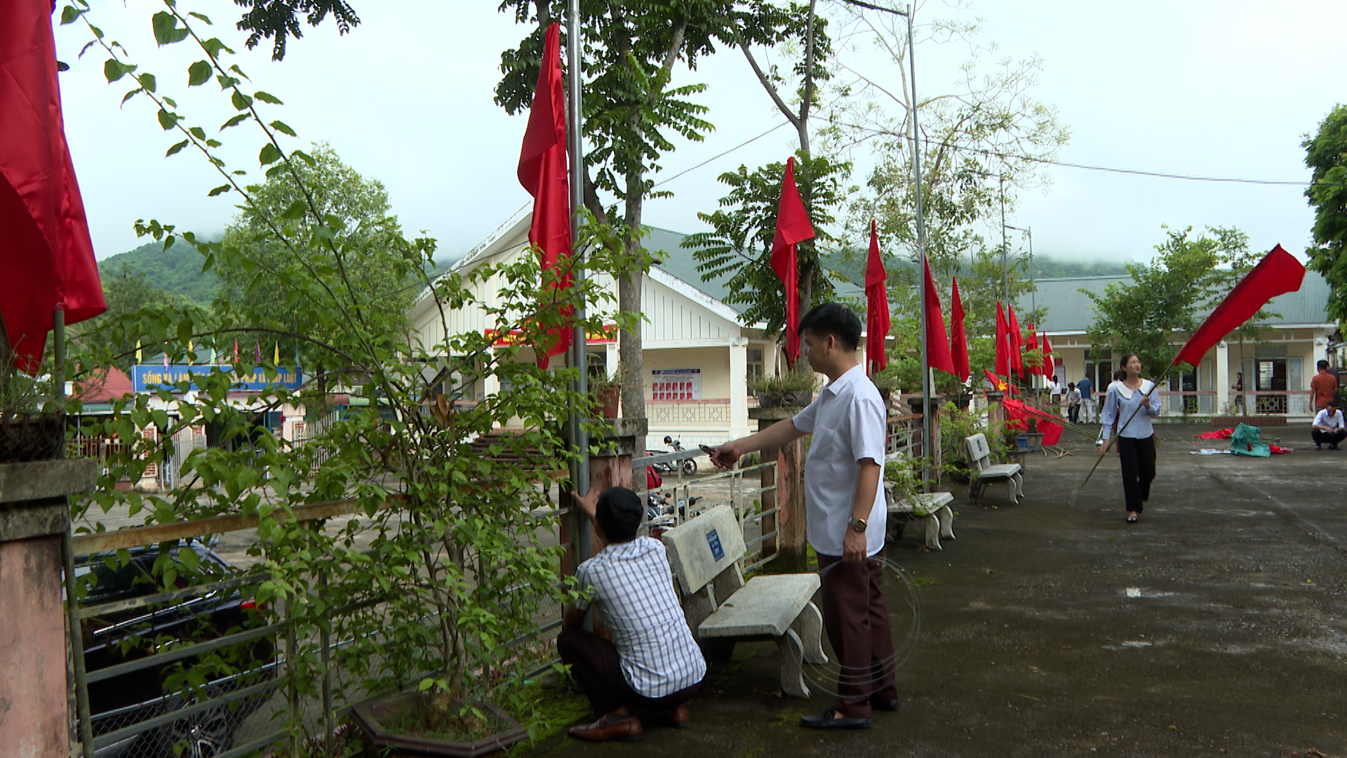 Anh-tin-bai