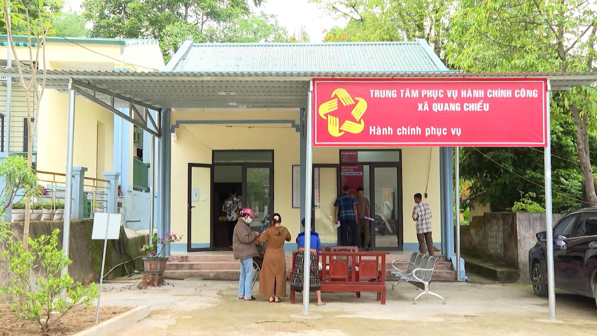 100% hồ sơ tháng 5 được giải quyết đúng hạn tại Trung tâm Phục vụ hành chính công xã Quang Chiểu