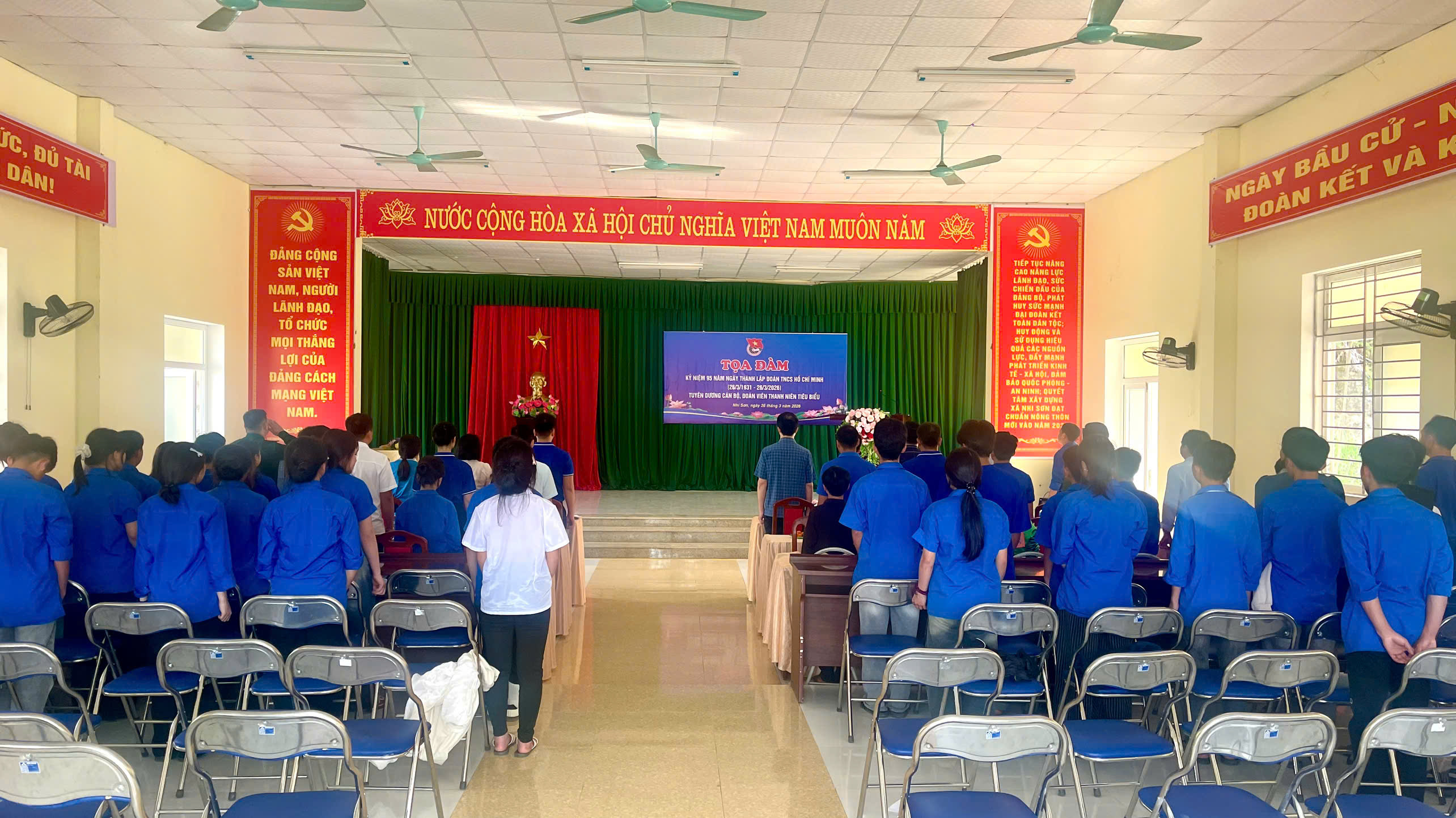 Đoàn thanh niên xã Nhi Sơn tổ chức tọa đàm kỷ niệm 95 năm Ngày thành lập Đoàn TNCS Hồ Chí Minh