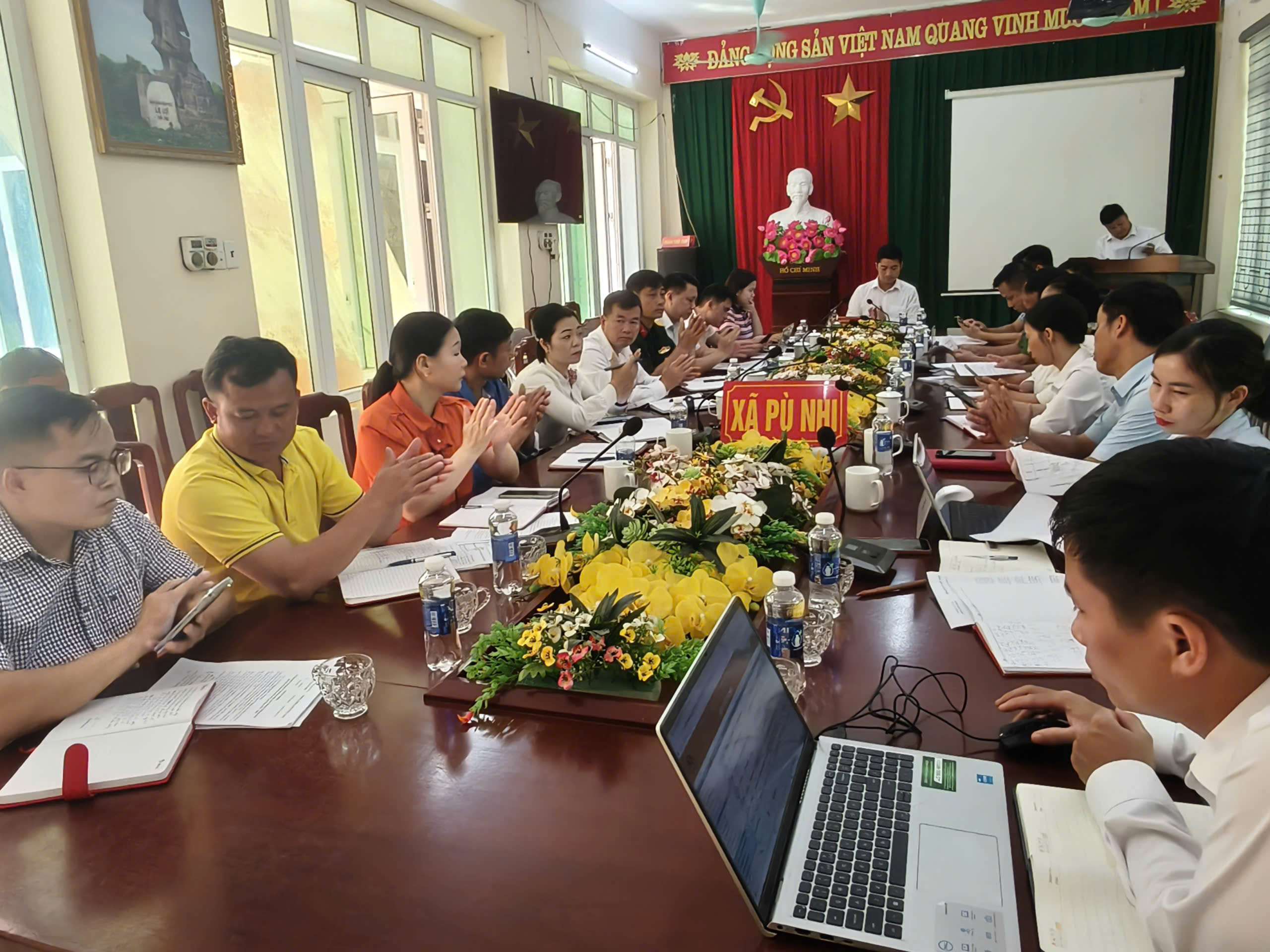 XÃ PÙ NHI TỔ CHỨC HỌP BAN CHỈ ĐẠO THỰC HIỆN CÁC CHƯƠNG TRÌNH MỤC TIÊU QUỐC GIA.