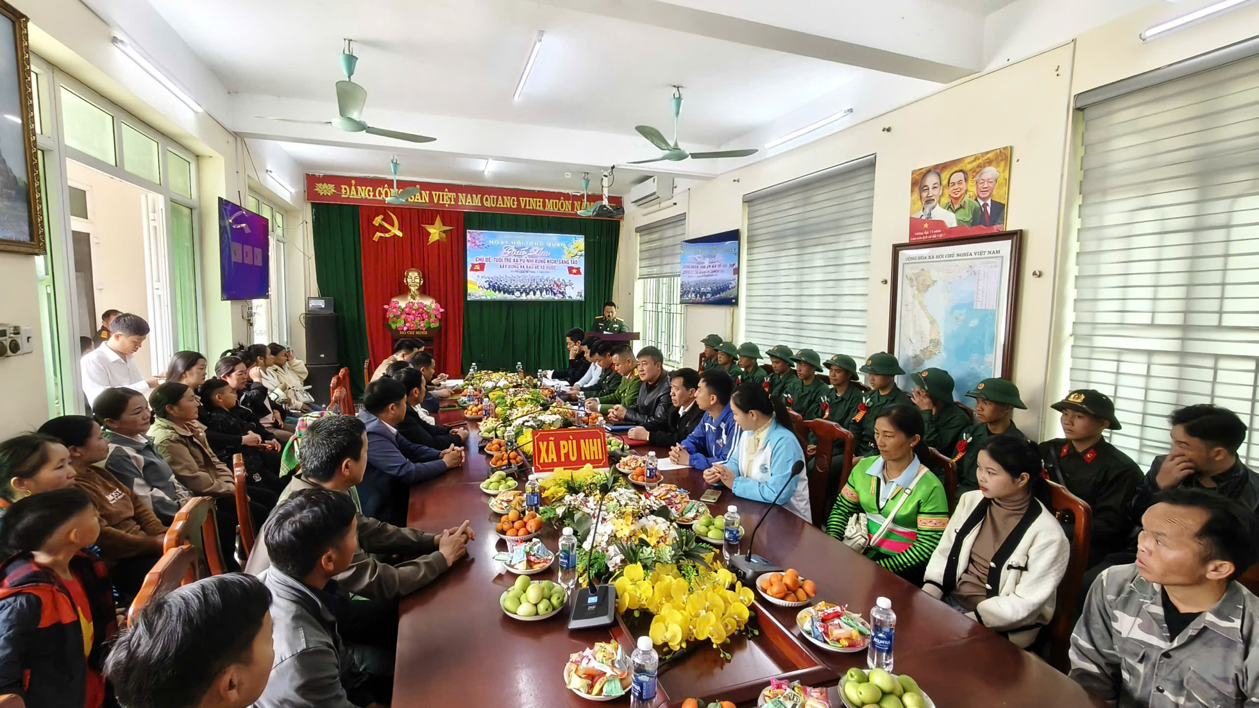 Anh-tin-bai
