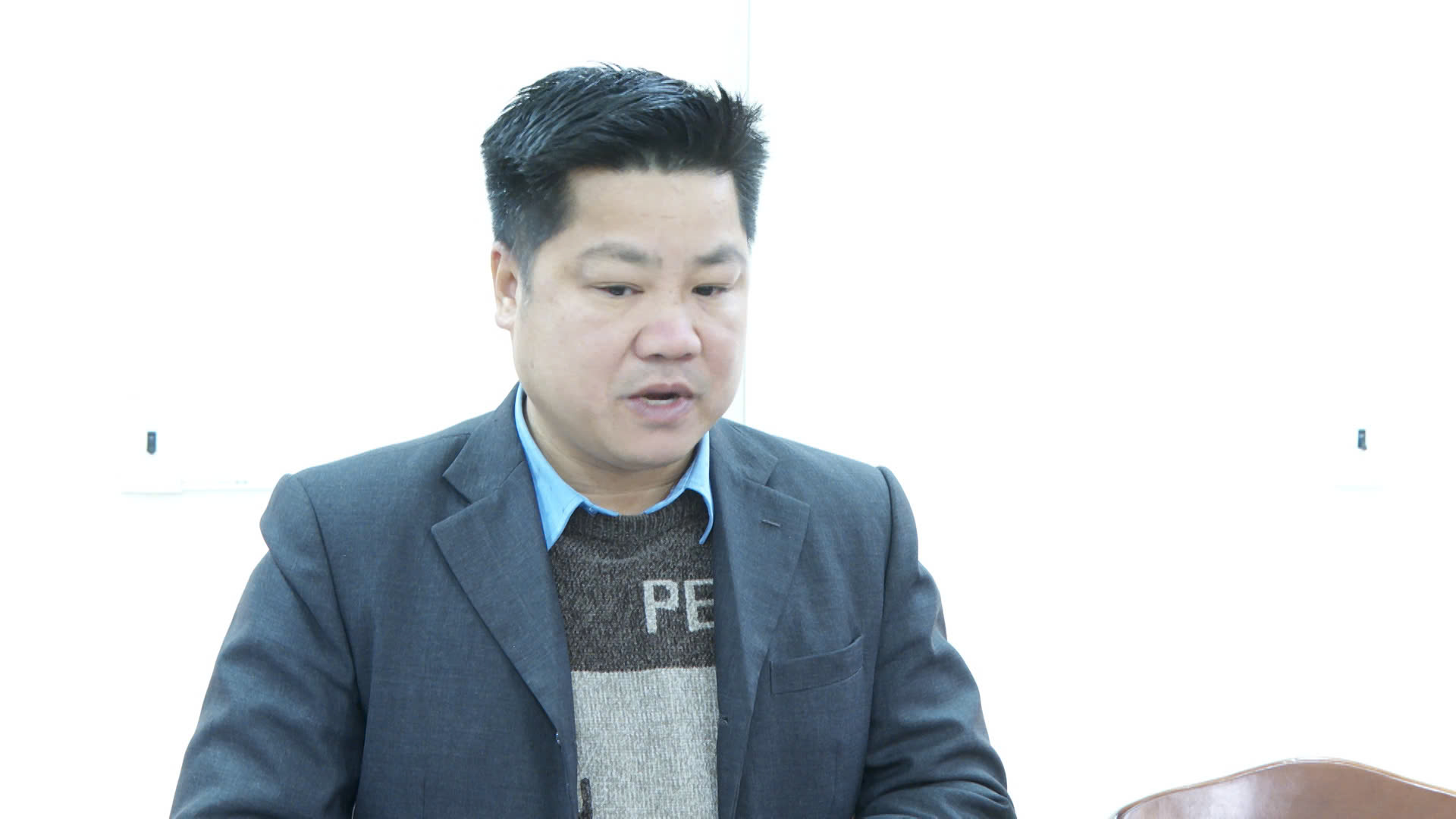 Đại diện Ban Tuyên giáo và Dân vận Huyện ủy phát biểu thảo luận