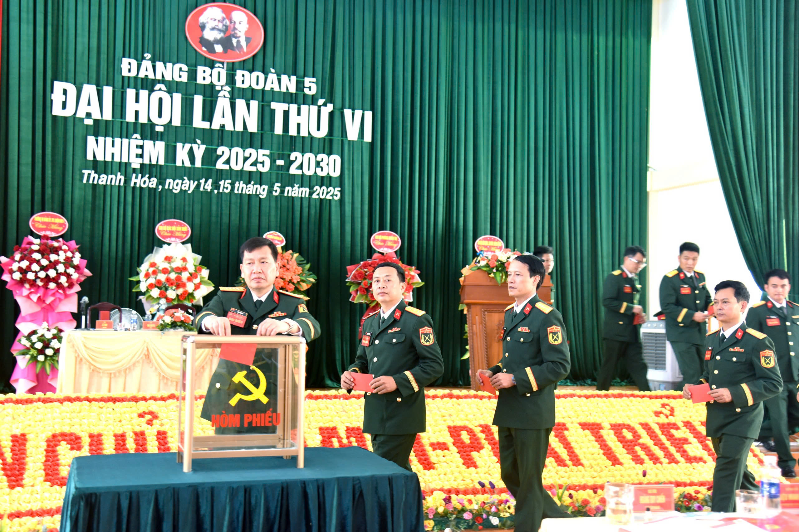 Đại hội tiến hành bỏ phiếu bầu Ban chấp hành khoá VI, nhiệm kỳ 2025-2030.