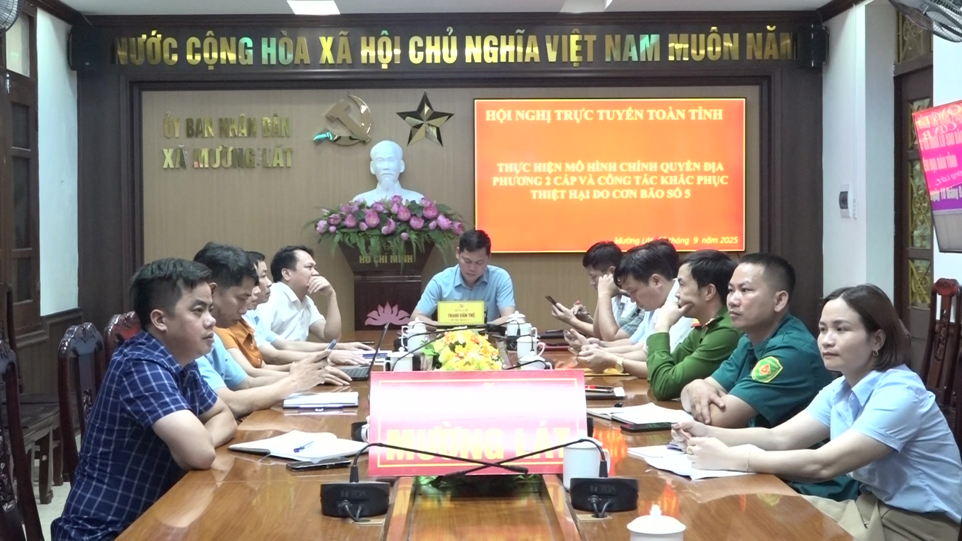 Hội nghị trực tuyến đánh giá tình hình hoạt động mô hình chính quyền địa phương 2 cấp và công tác khắc phục thiệt hại do cơn bão số 5 gây ra