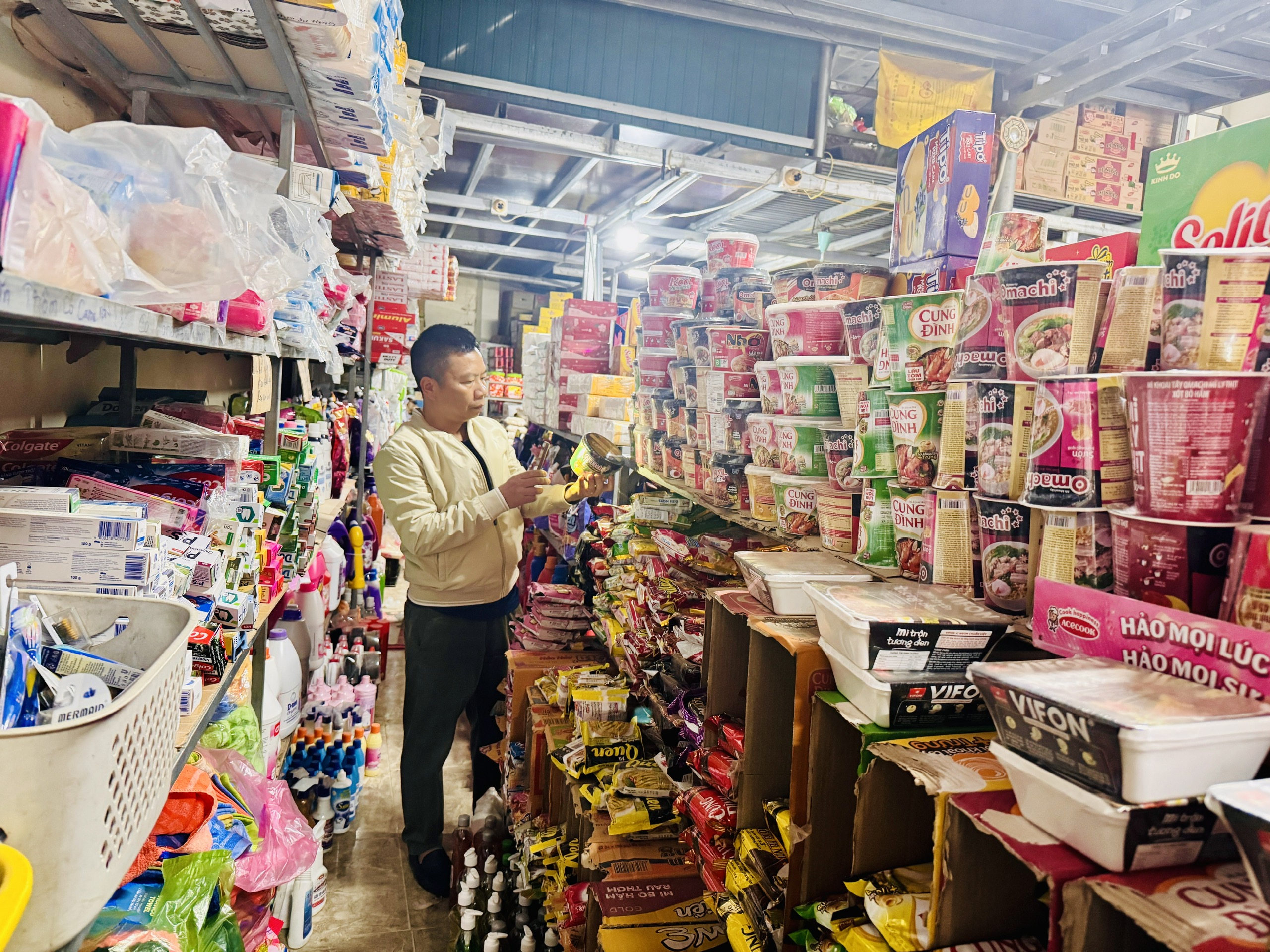 Anh-tin-bai