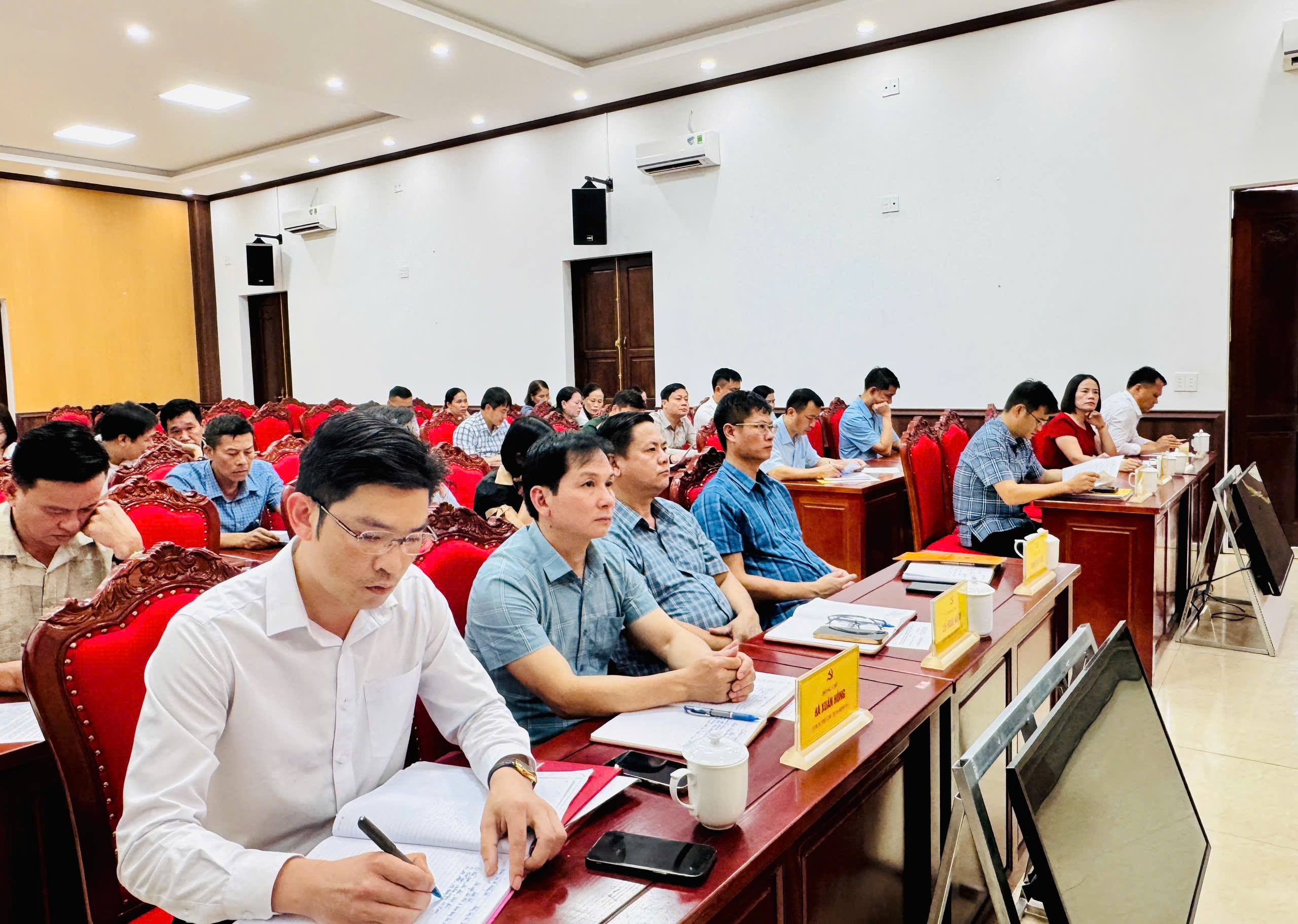 Mường Lát cho ý kiến Đề án sắp xếp, tổ chức lại các cơ sở giáo dục