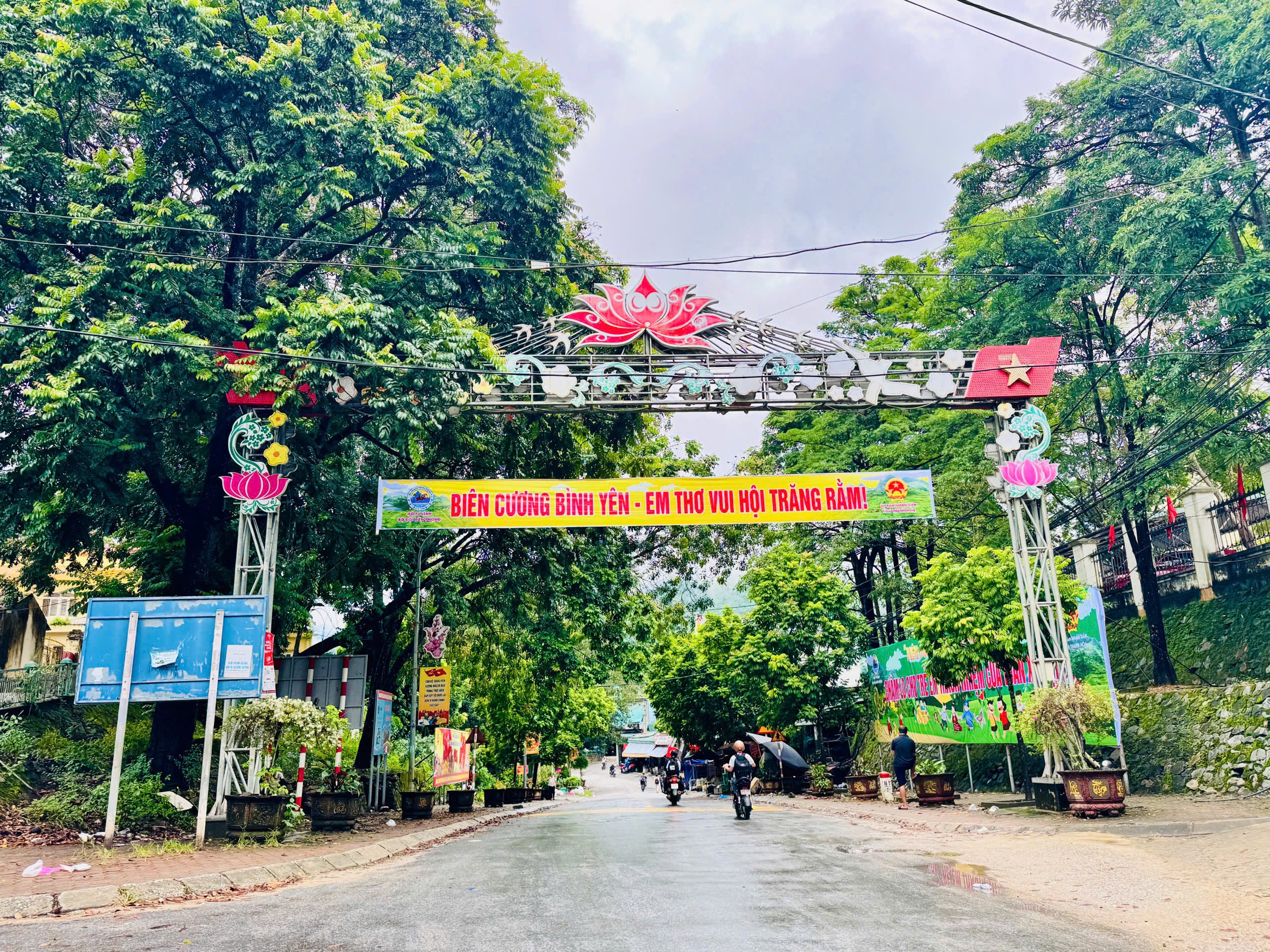 Anh-tin-bai