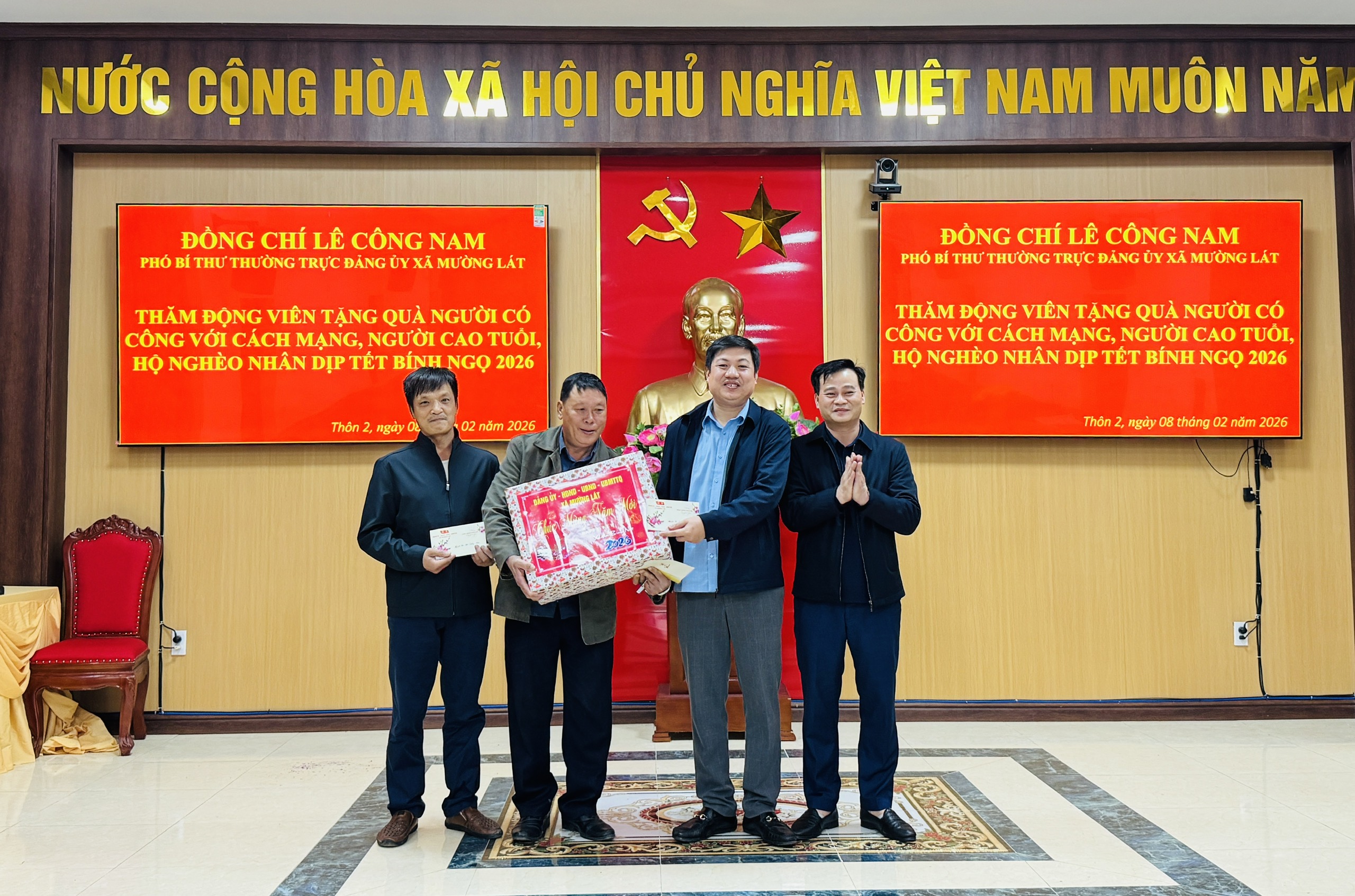Anh-tin-bai
