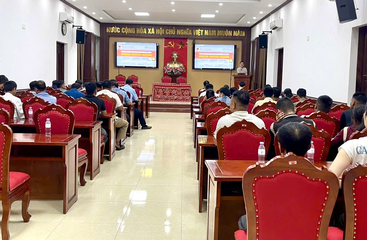 Tập huấn sử dụng phần mềm Quản lý hồ sơ công việc    