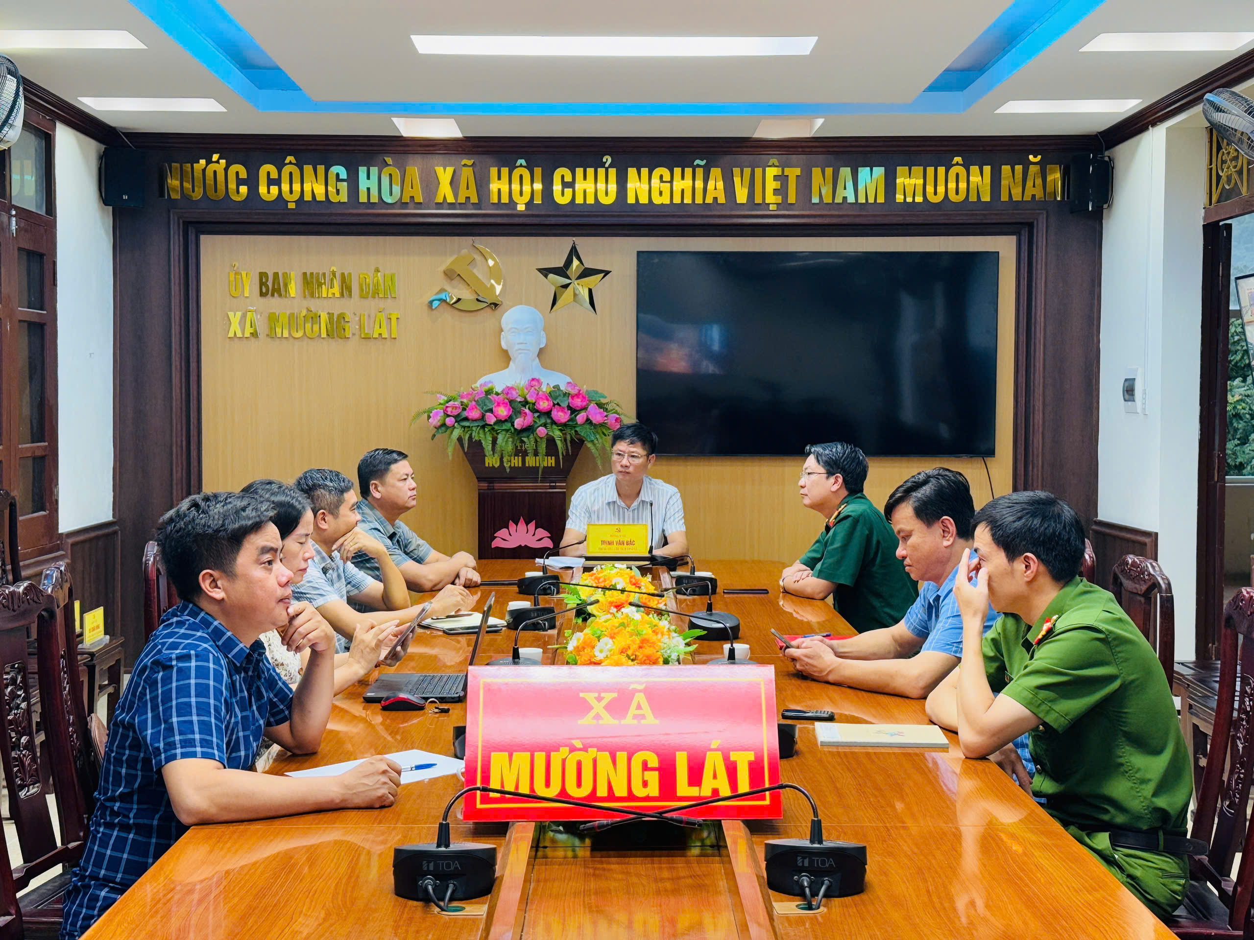 Tập trung cao độ triển khai công tác khắc phục hậu quả bão số 5 và ứng phó với mưa lũ sau bão