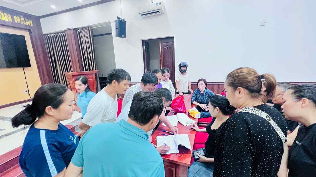 Anh-tin-bai