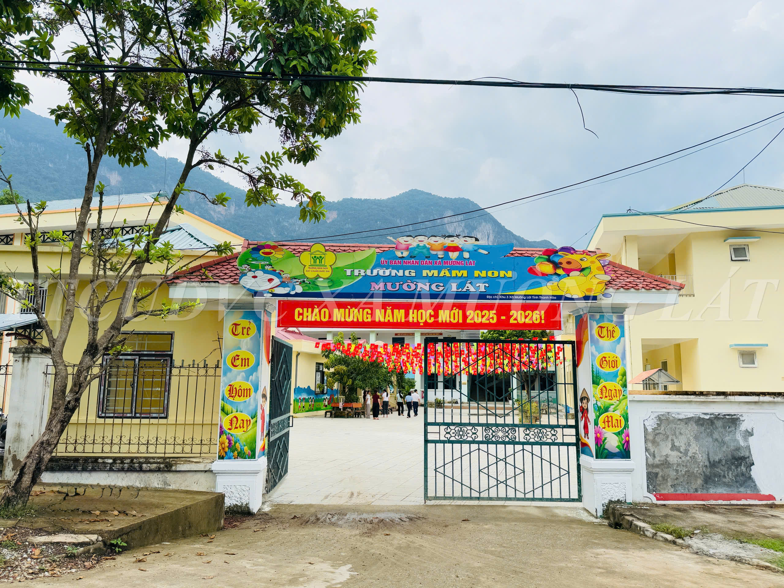Anh-tin-bai