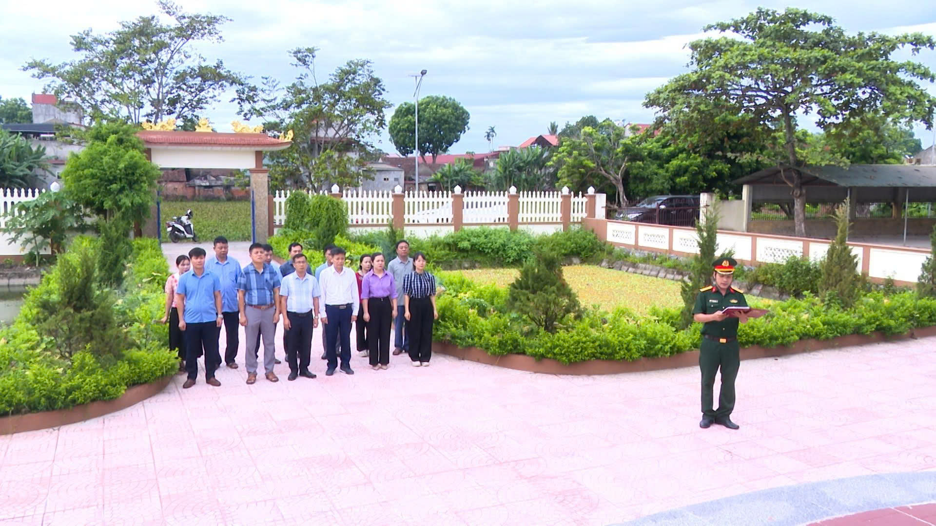 HĐND xã Xuân Tín dâng hoa, dâng hương các Anh hùng liệt sỹ trước thềm Kỳ họp thứ Hai, HĐND xã khóa XXI, nhiệm kỳ 2026-2031