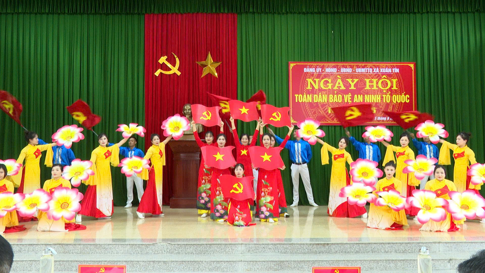 Anh-tin-bai