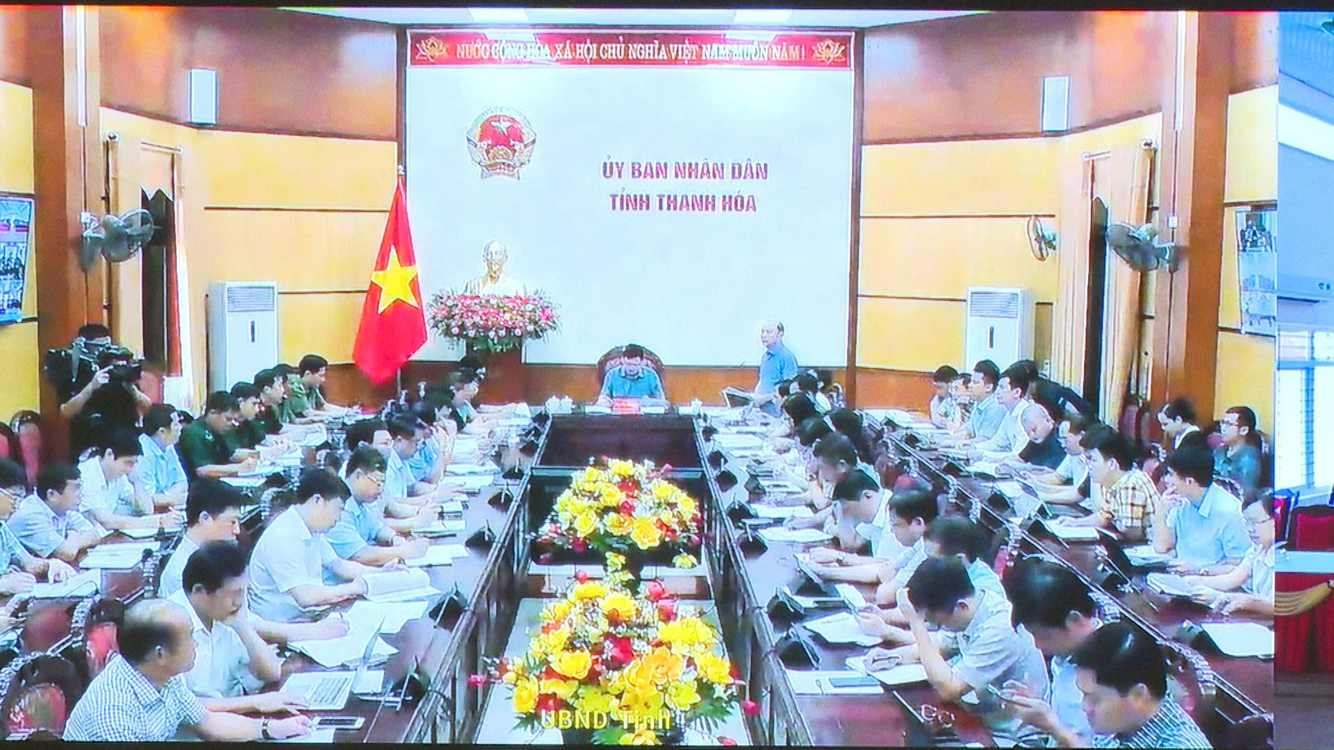 Anh-tin-bai