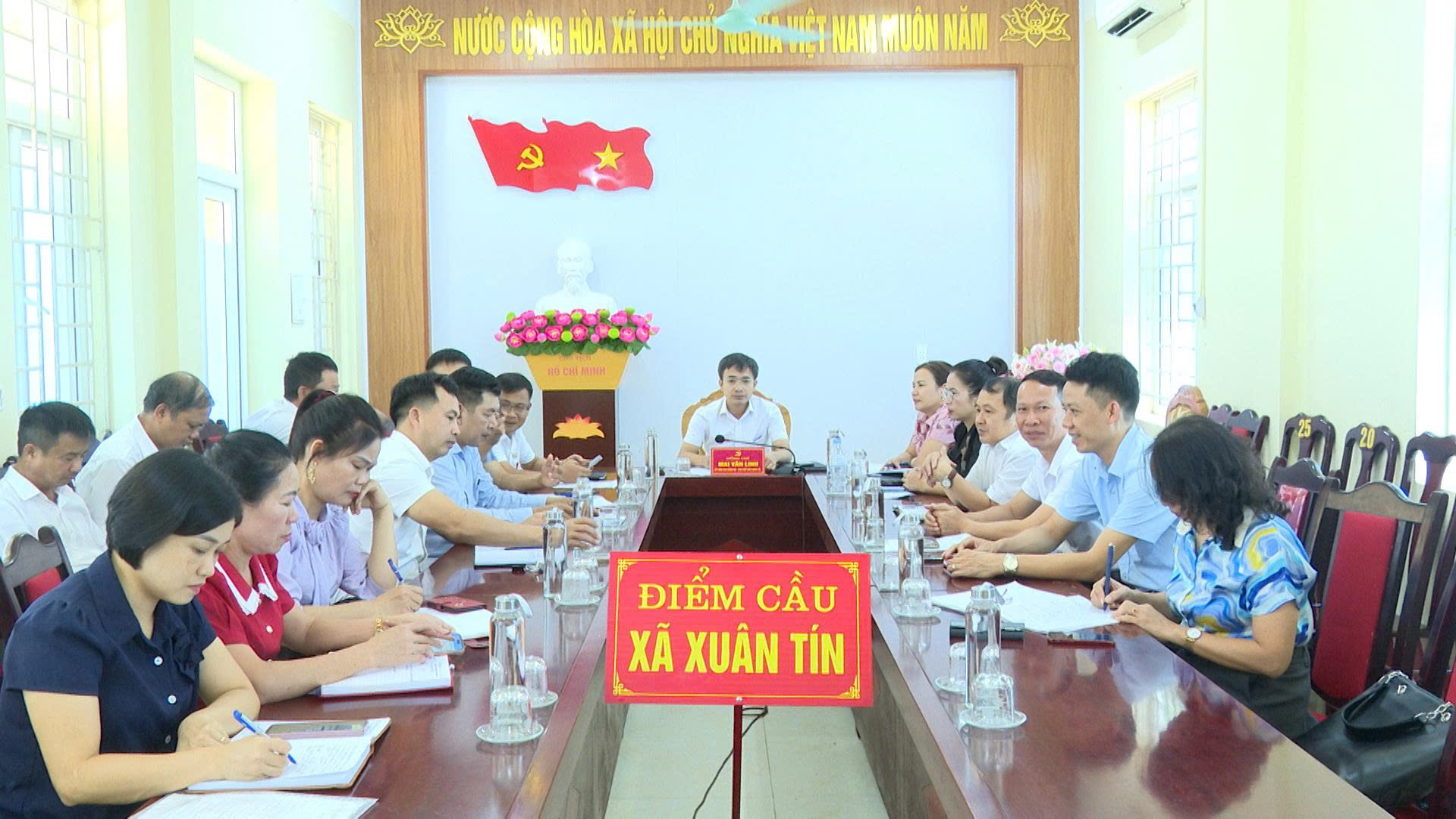 Anh-tin-bai