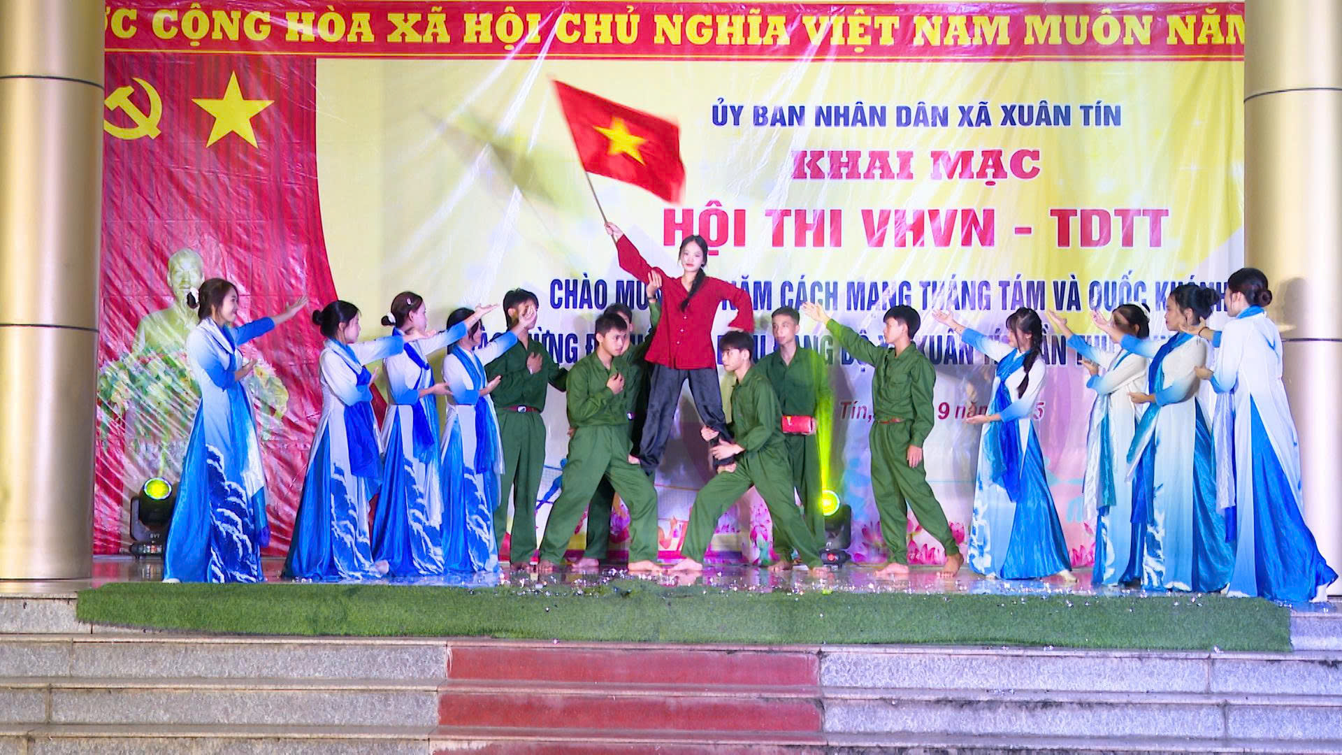 Anh-tin-bai