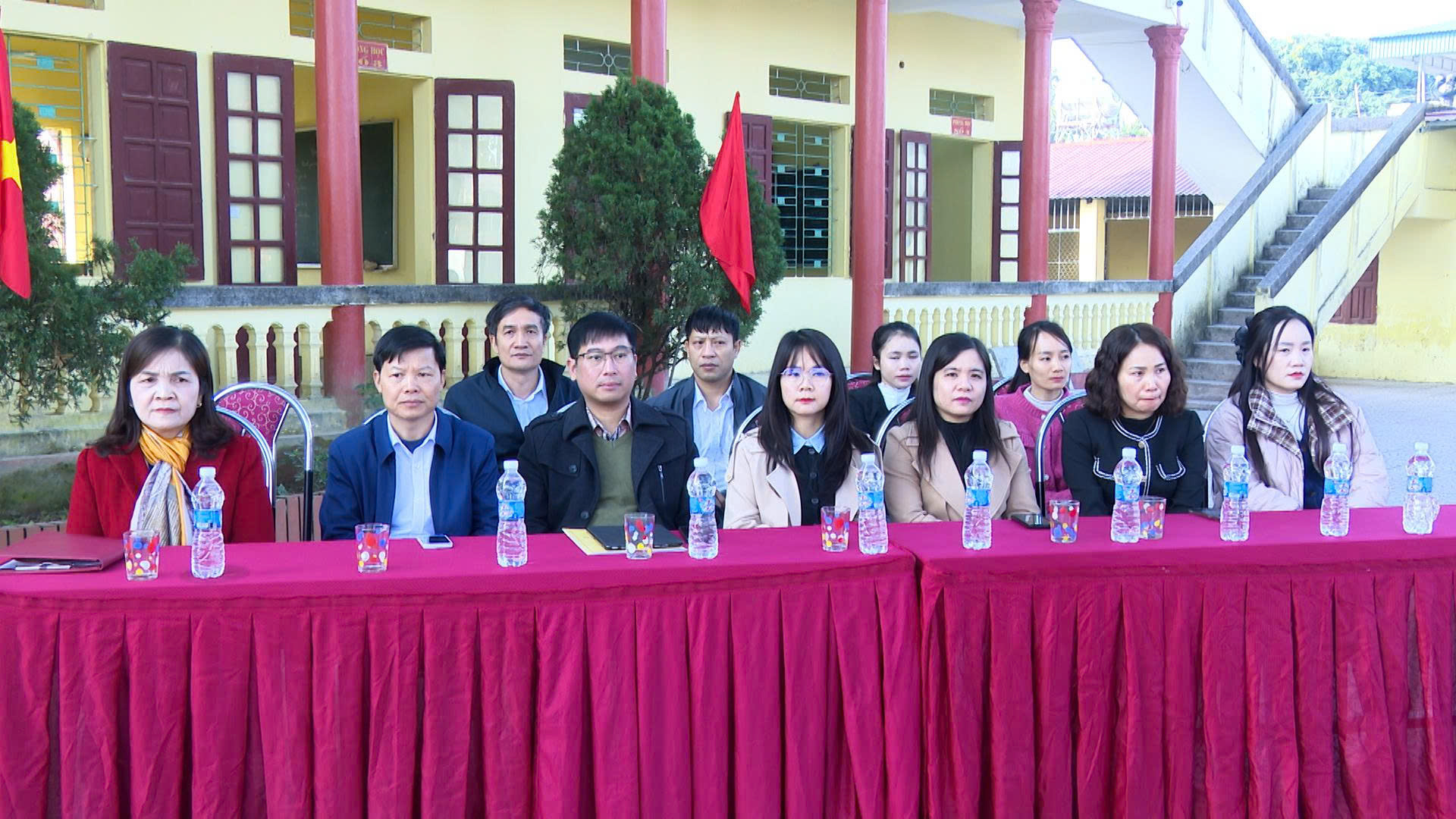 Anh-tin-bai