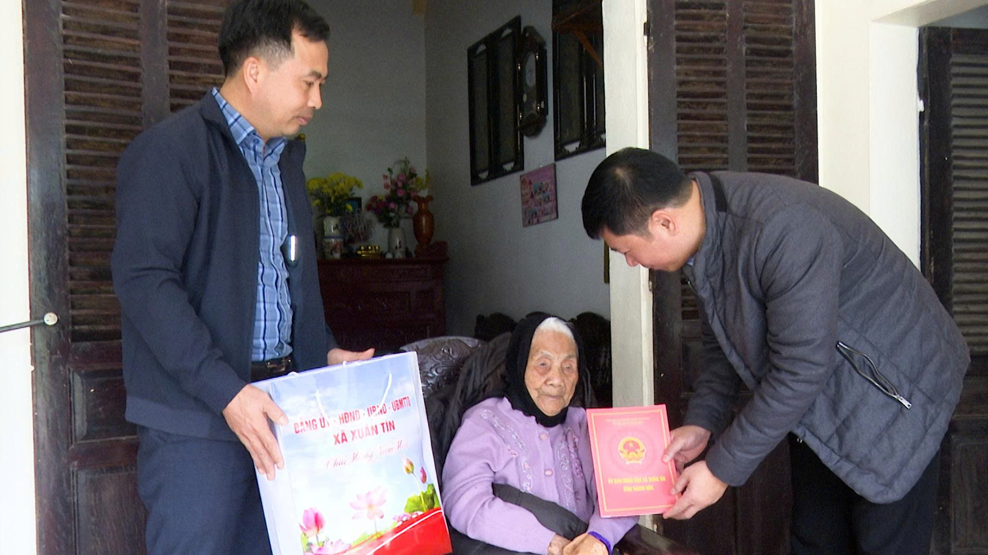 Anh-tin-bai