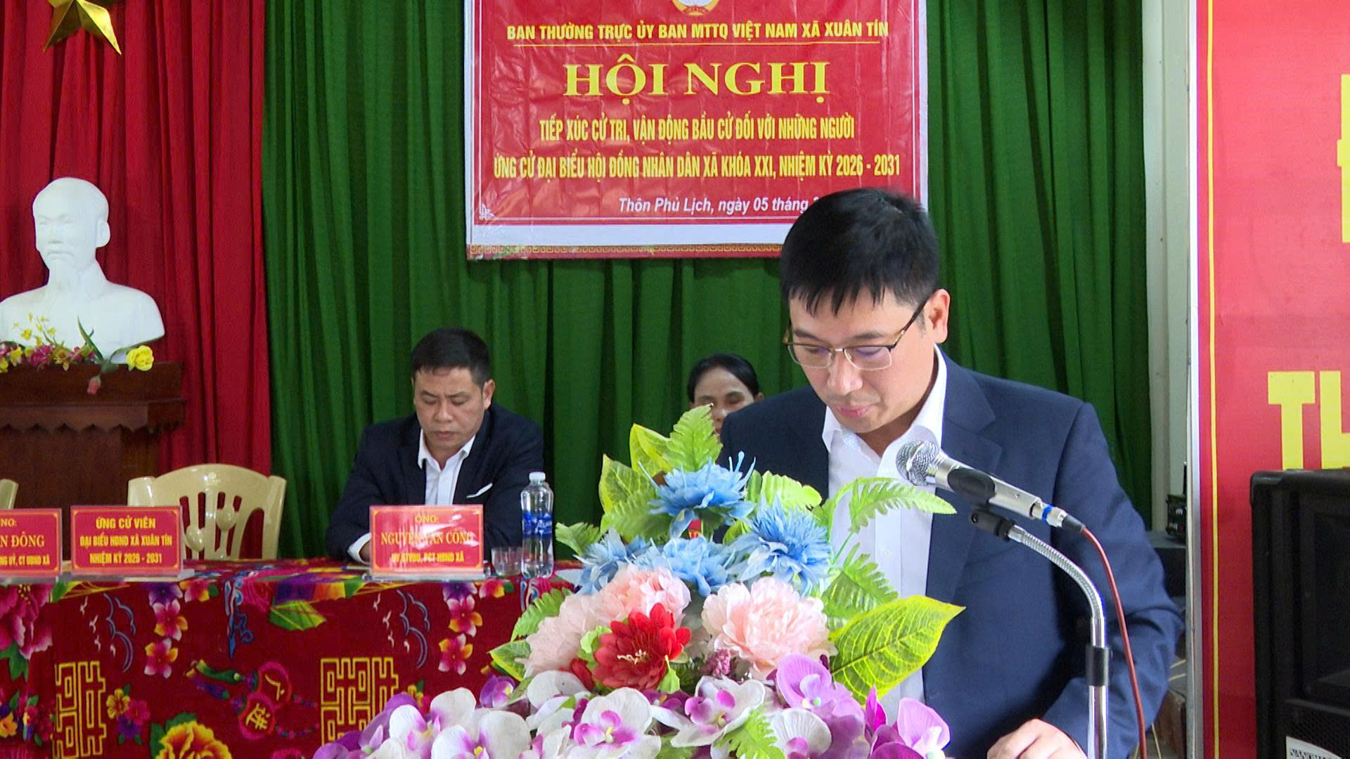 Anh-tin-bai