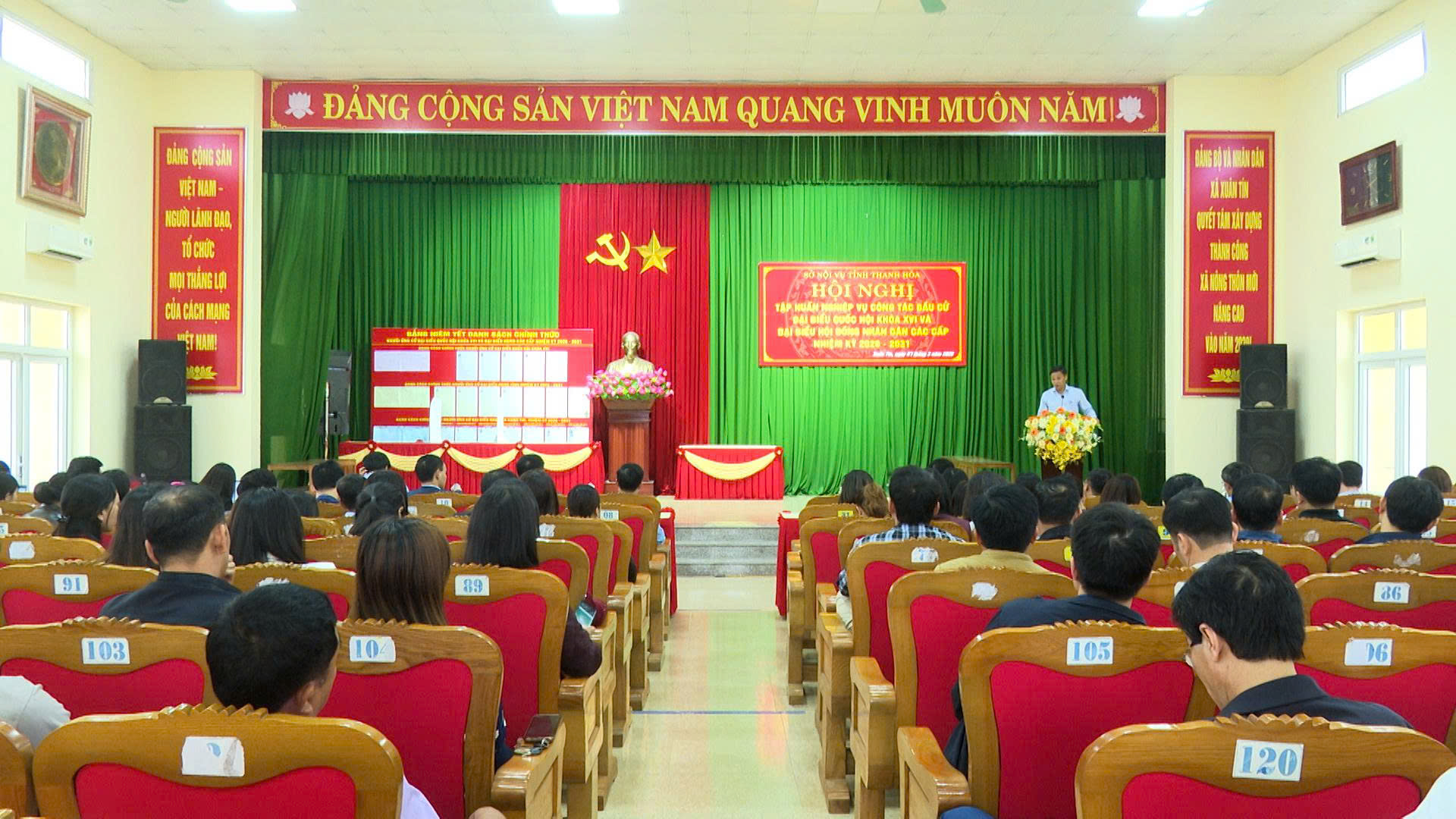 Anh-tin-bai