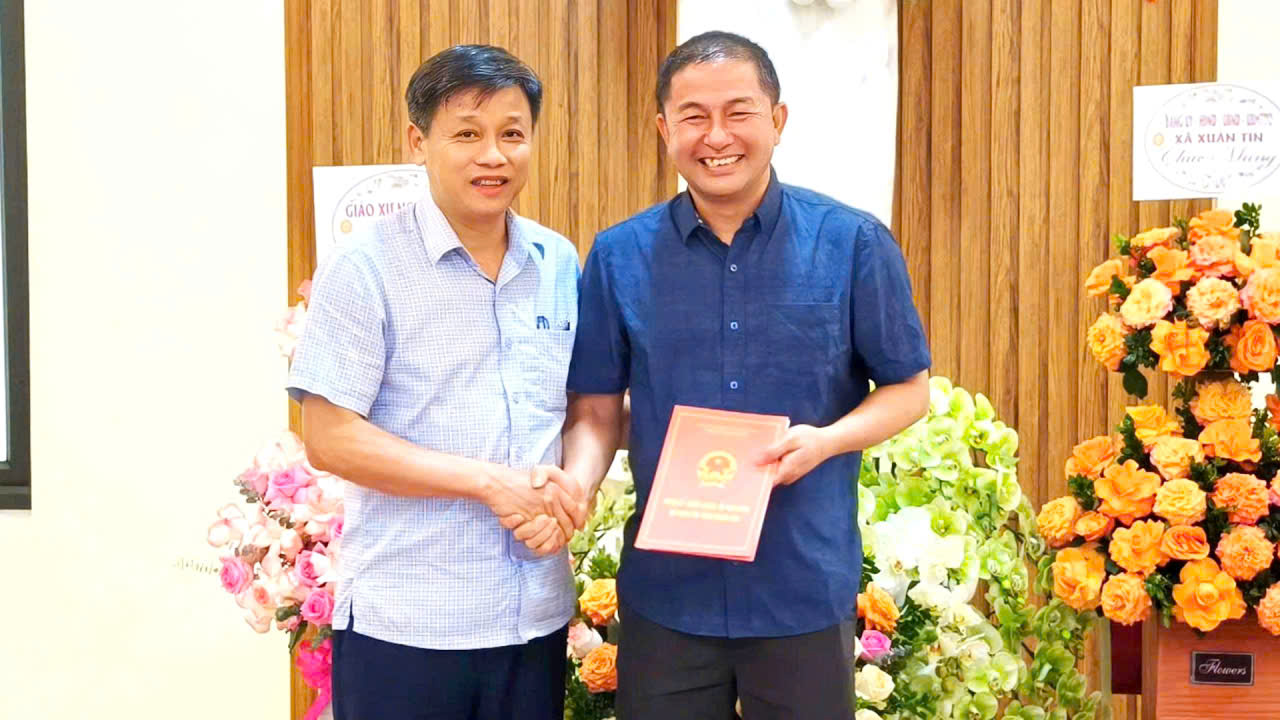 Anh-tin-bai
