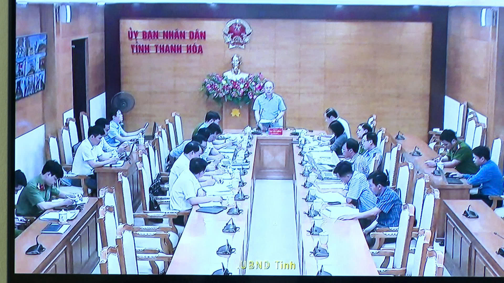 Anh-tin-bai