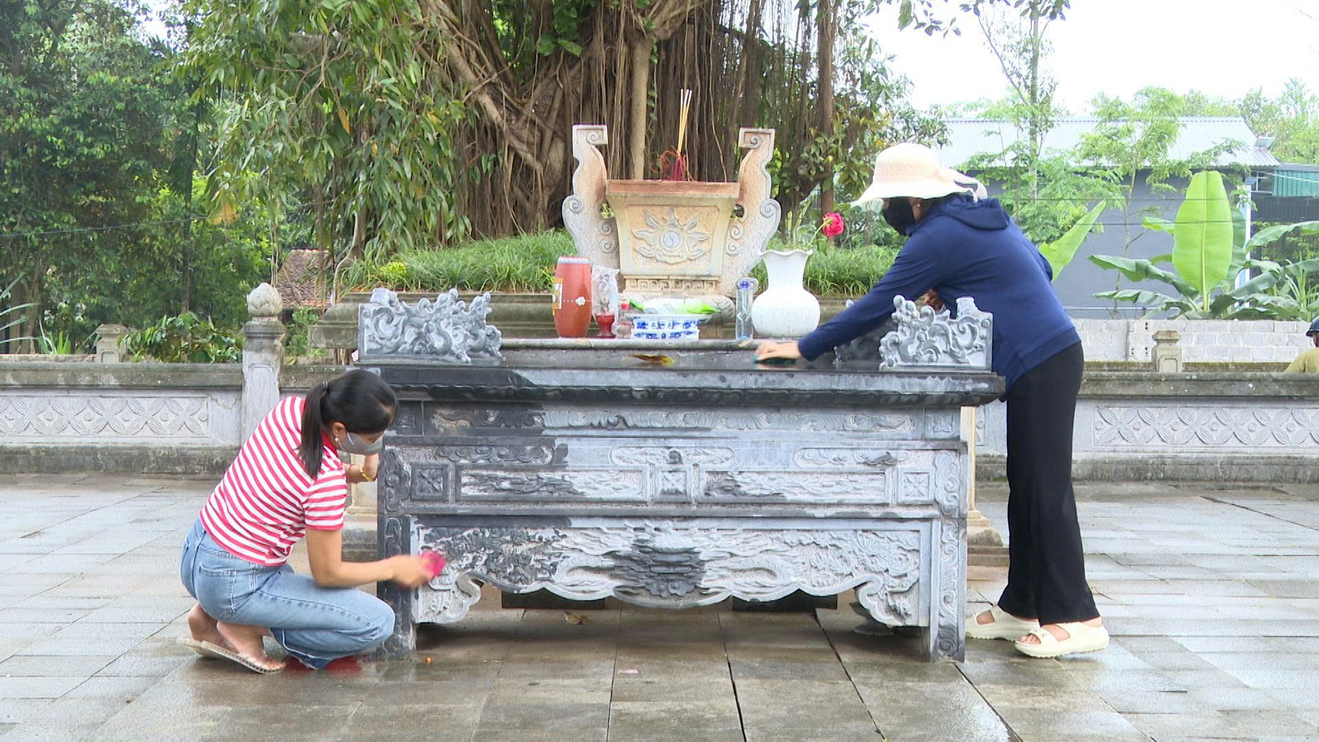 Anh-tin-bai