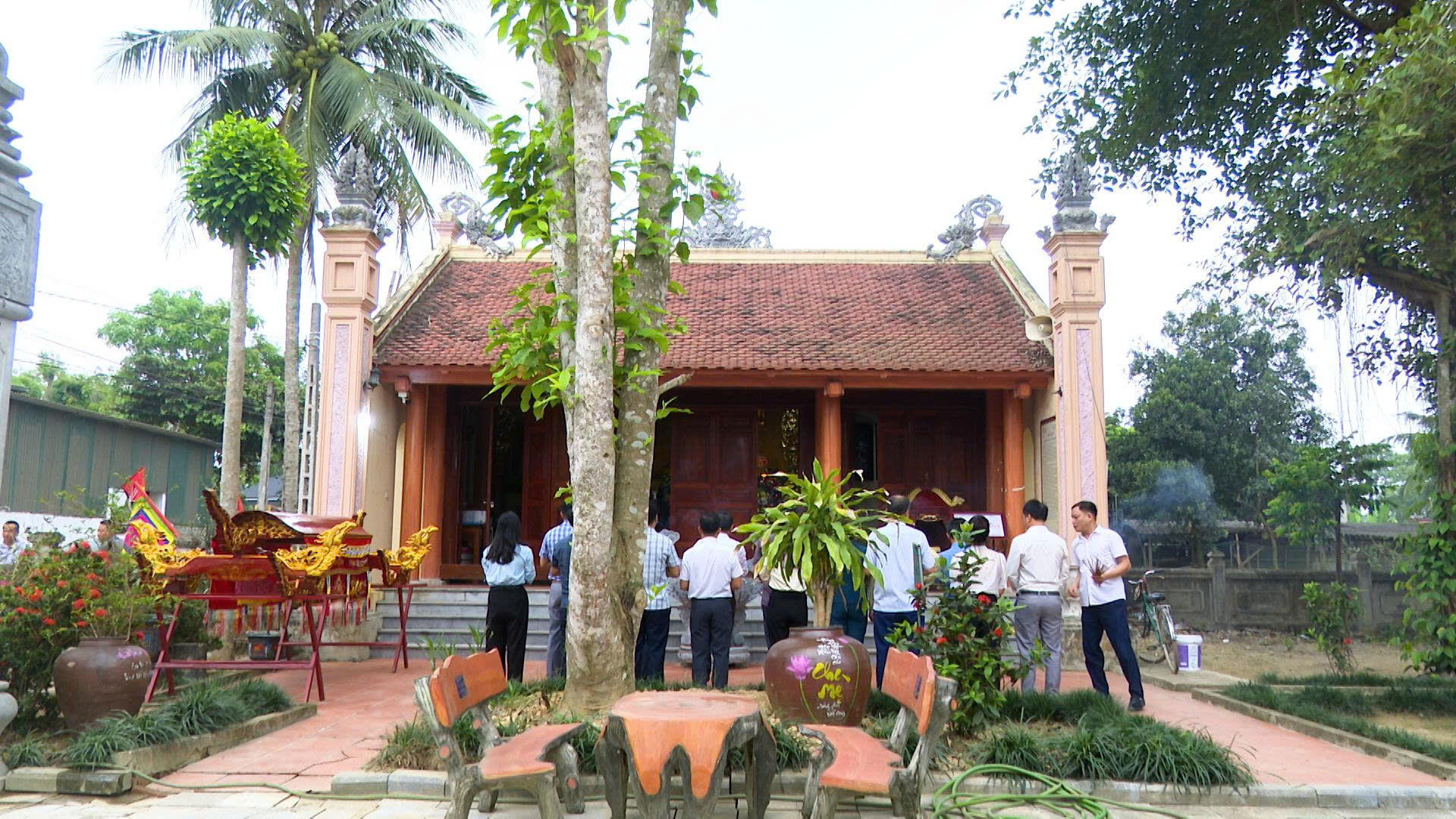 Anh-tin-bai