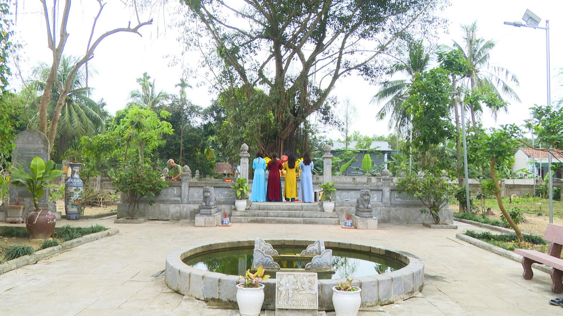 Anh-tin-bai