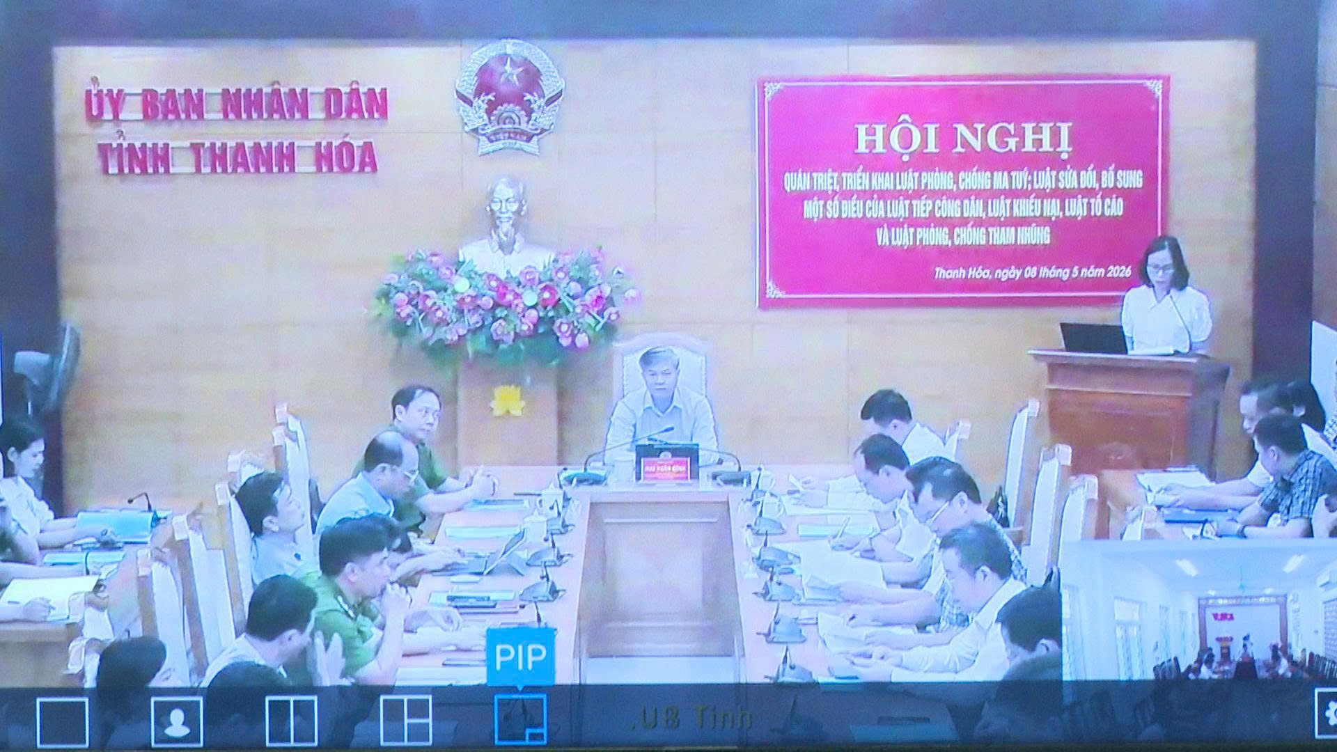 Anh-tin-bai