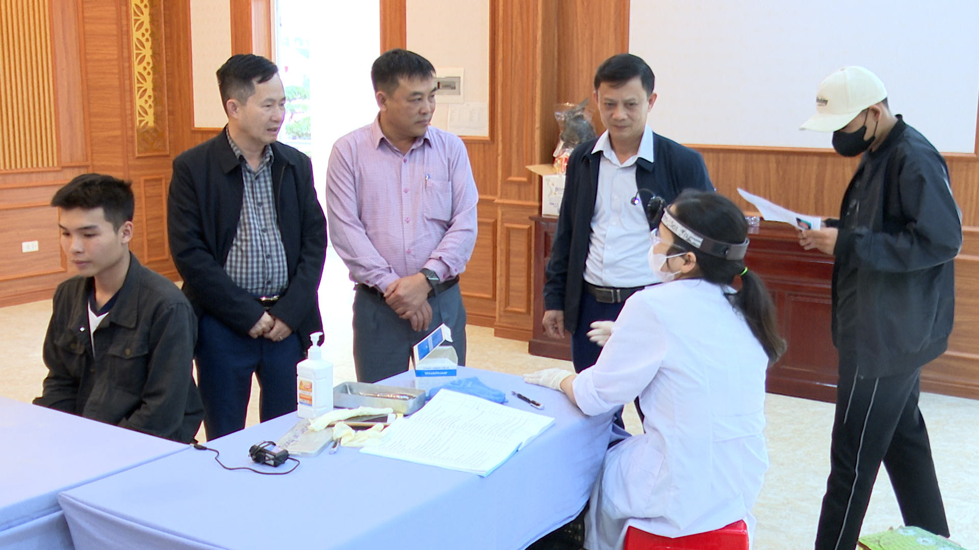 Thanh niên xã Thọ Lập tham gia khám tuyển nghĩa vụ quân sự và nghĩa vụ Công an Nhân dân năm 2026