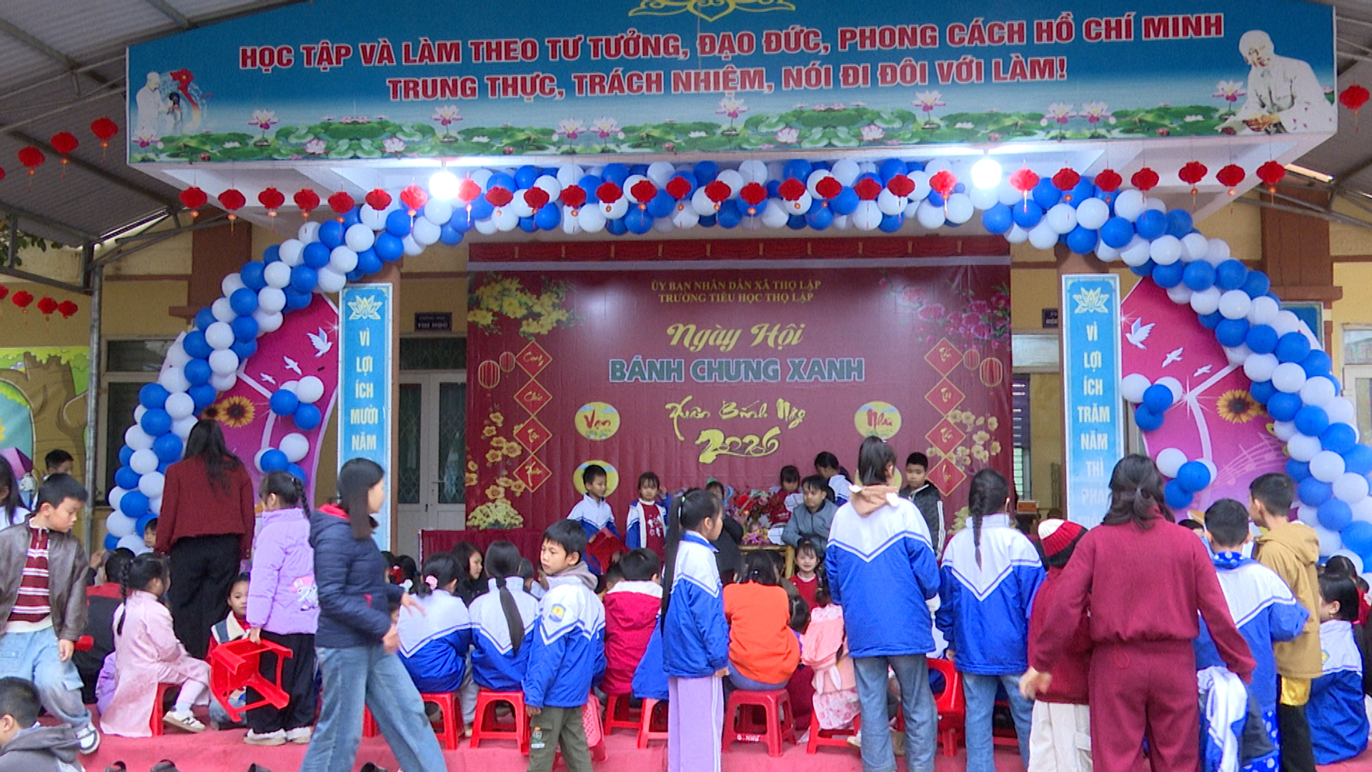 Hân hoan ngày hội Bánh chưng xanh ở trường Tiểu học Thọ Lập