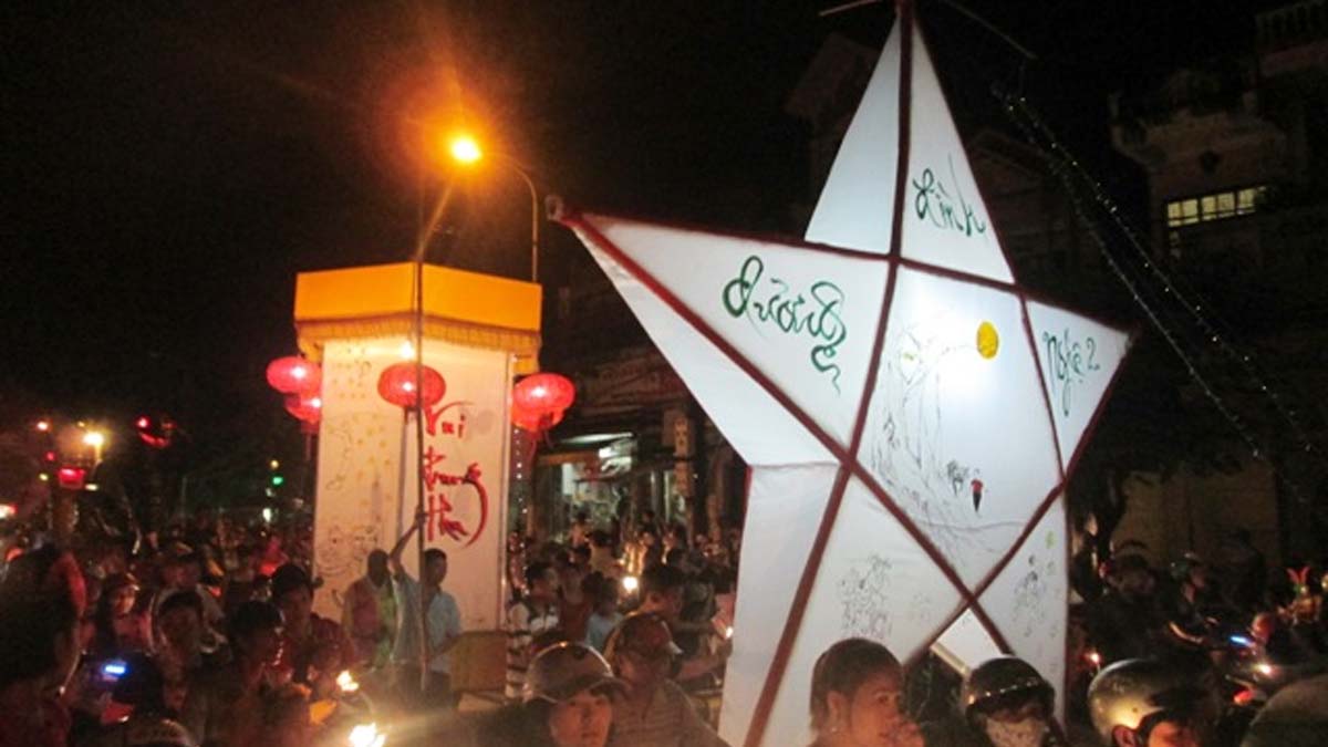 Ảnh lồng đèn ngôi sao Trung Thu
