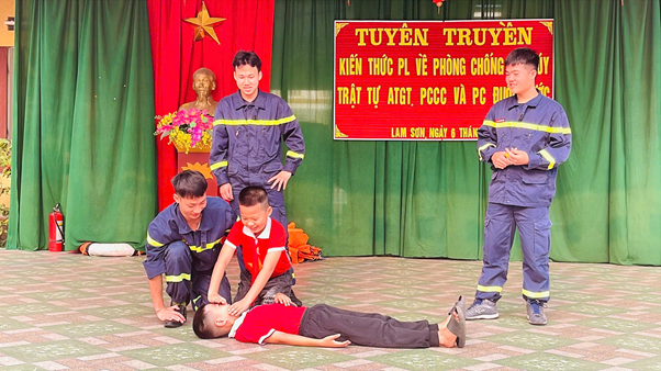 Xã Lam Sơn tổ chức tuyên truyền pháp luật về phòng cháy, chữa cháy và cứu nạn, cứu hộ