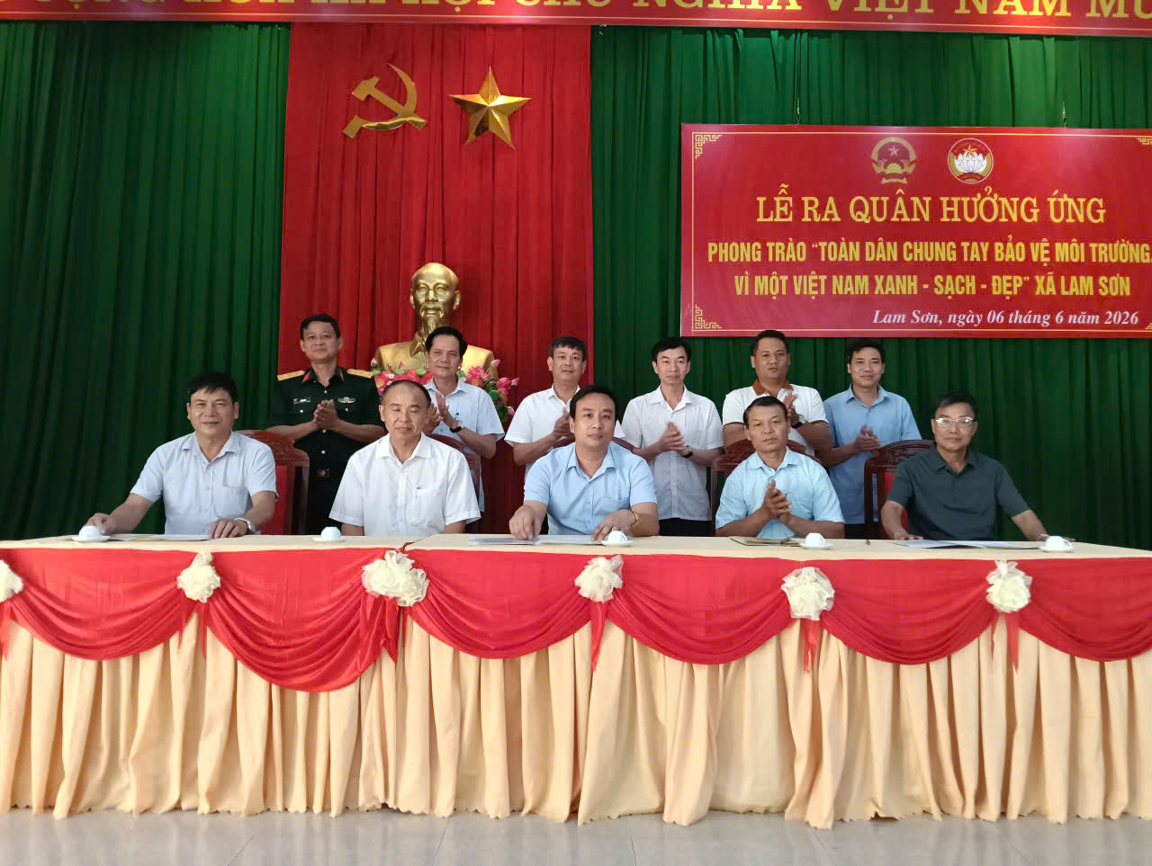 Xã Lam Sơn ra quân hưởng ứng phong trào “Toàn dân chung tay bảo vệ môi trường vì một Việt Nam xanh - sạch - đẹp”