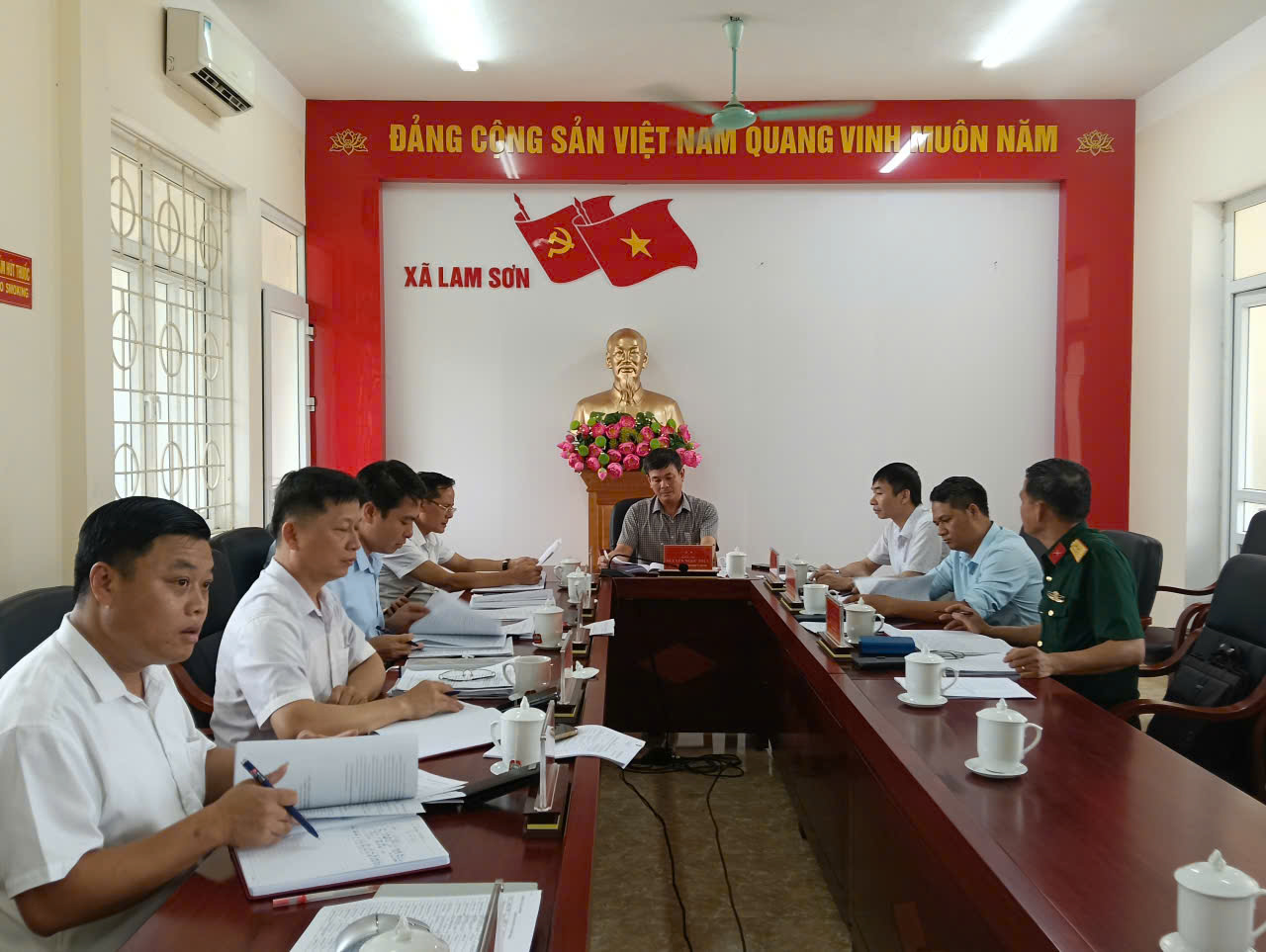 Hội nghị Ban Thường vụ Đảng ủy xã Lam Sơn 