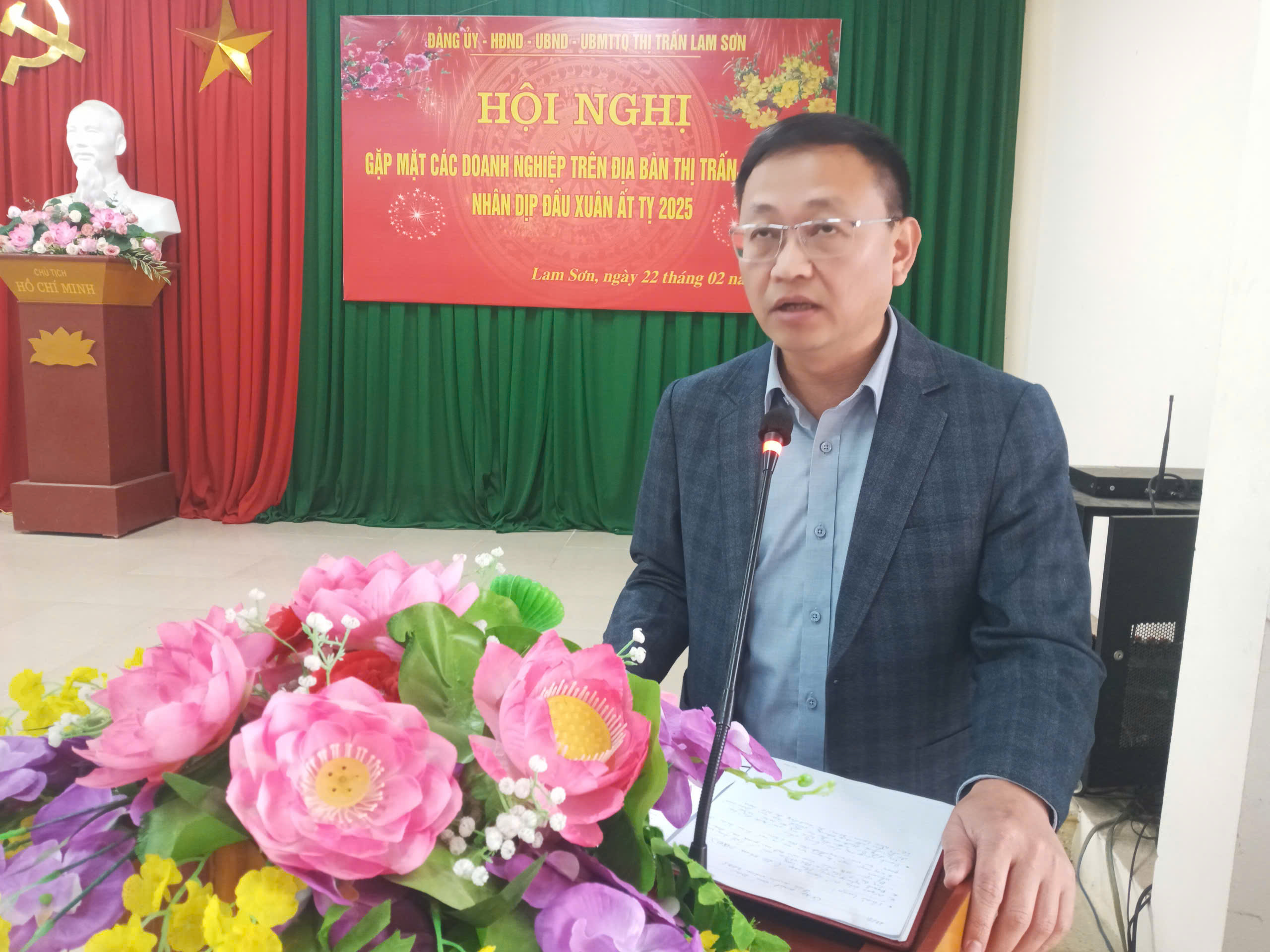 Gặp mặt các doanh nghiệp trên địa bàn thị trấn Lam Sơn nhân dịp đầu năm mới 2025