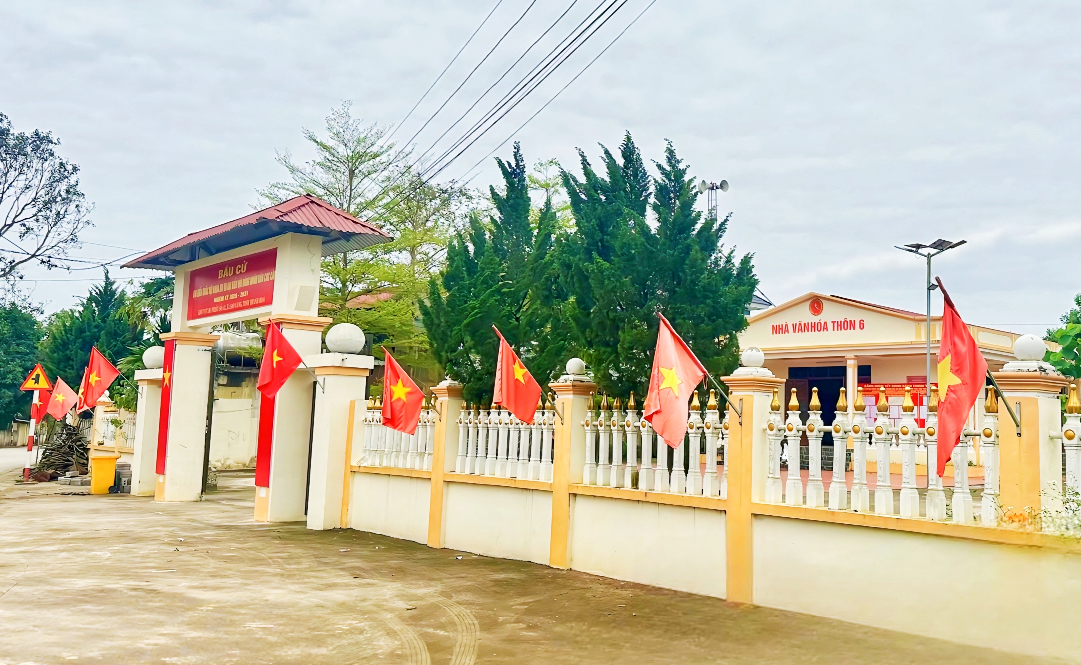 Anh-tin-bai